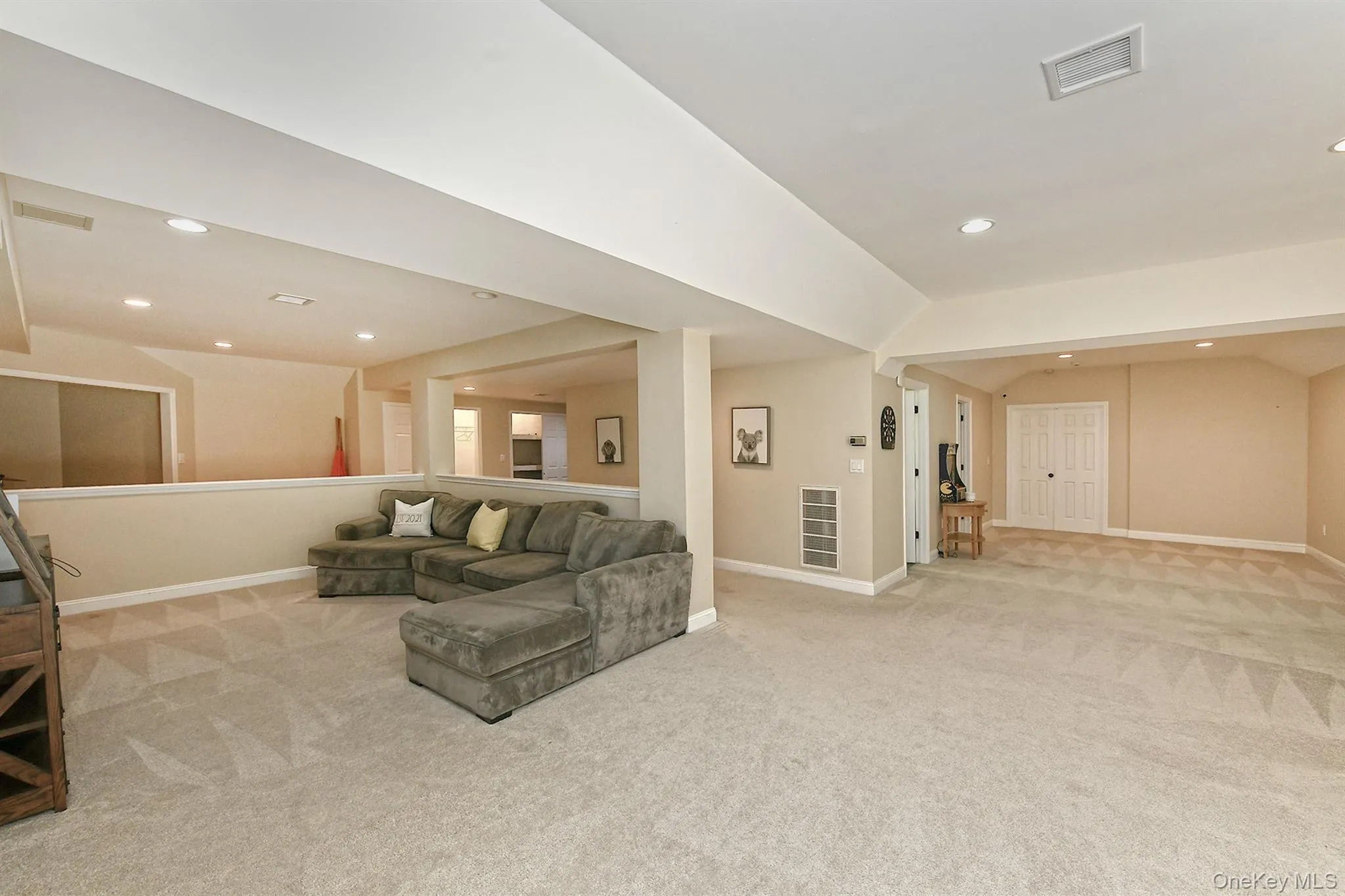 4 Hampton Court, Huntington, NY, 4 Bedrooms Bedrooms, 10 Rooms Rooms,4 BathroomsBathrooms,Residential,For Rent,Hampton,0,1011169 4 Hampton Court, Huntington, NY, 4 Bedrooms Bedrooms, 10 Rooms Rooms,4 BathroomsBathrooms,Residential,For Rent,Hampton,0,1011169
