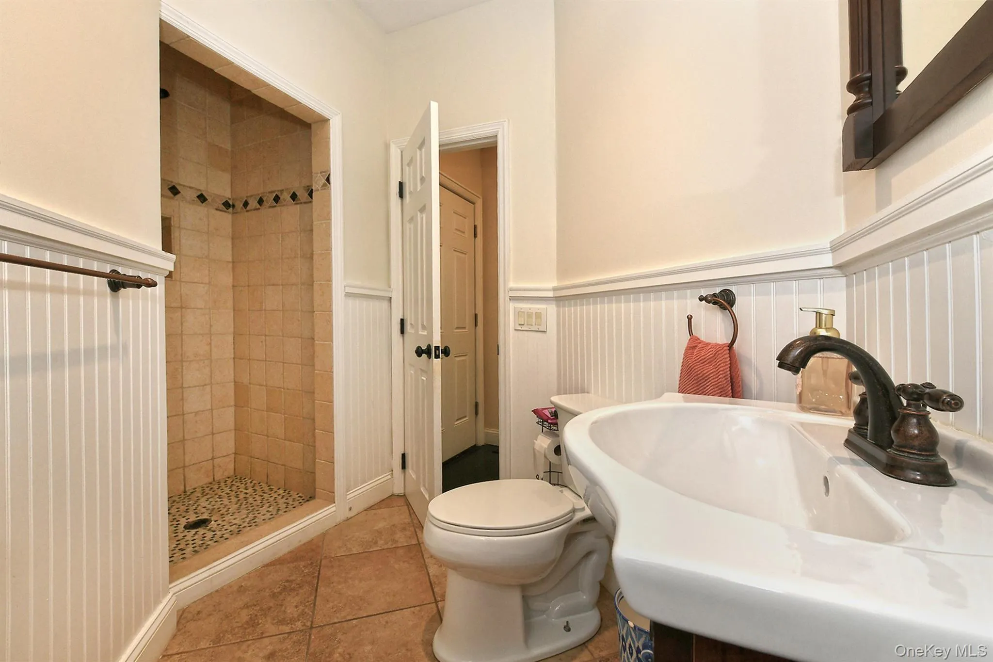 4 Hampton Court, Huntington, NY, 4 Bedrooms Bedrooms, 10 Rooms Rooms,4 BathroomsBathrooms,Residential,For Rent,Hampton,0,1011169 4 Hampton Court, Huntington, NY, 4 Bedrooms Bedrooms, 10 Rooms Rooms,4 BathroomsBathrooms,Residential,For Rent,Hampton,0,1011169