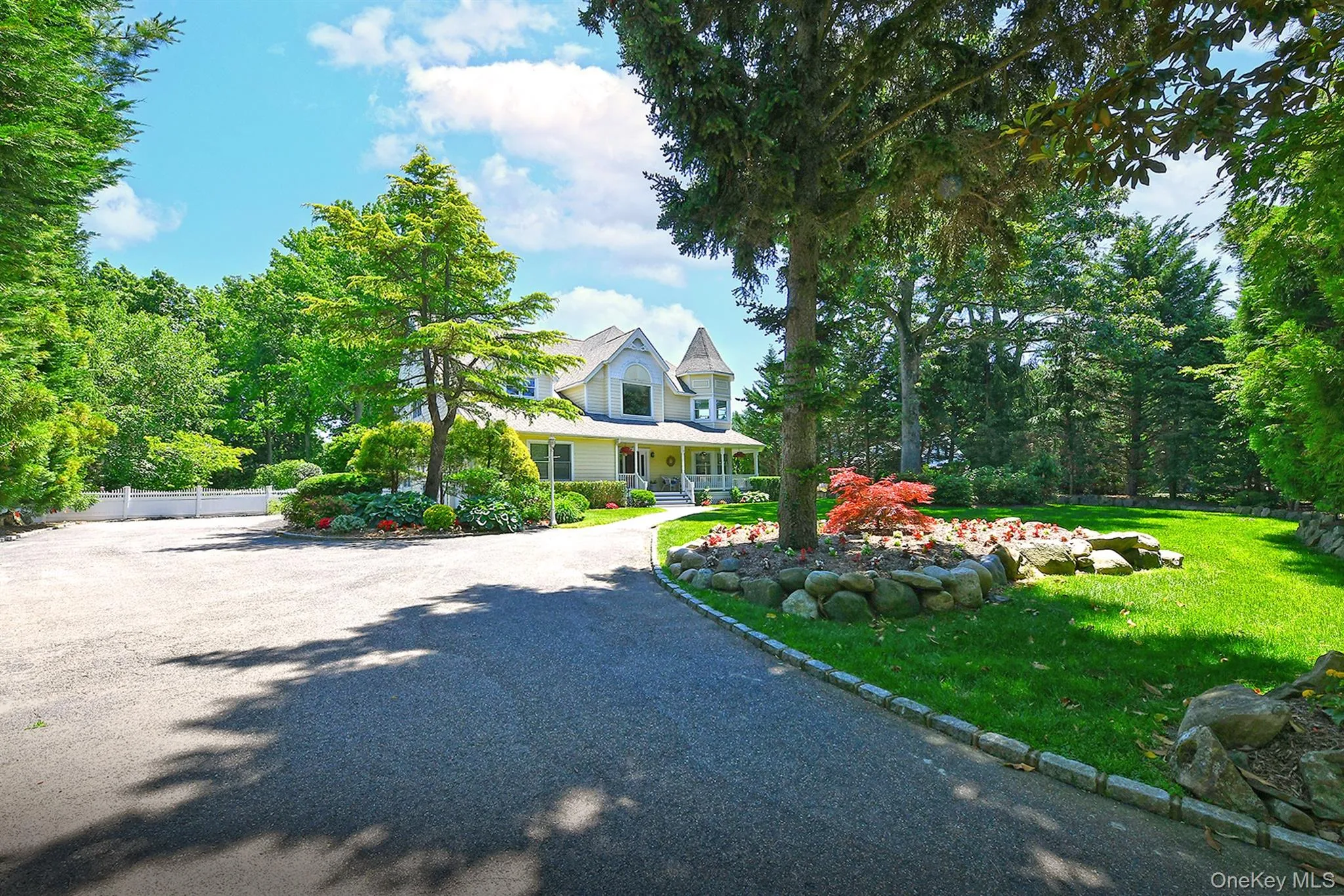 4 Hampton Court, Huntington, NY, 4 Bedrooms Bedrooms, 10 Rooms Rooms,4 BathroomsBathrooms,Residential,For Rent,Hampton,0,1011169 4 Hampton Court, Huntington, NY, 4 Bedrooms Bedrooms, 10 Rooms Rooms,4 BathroomsBathrooms,Residential,For Rent,Hampton,0,1011169