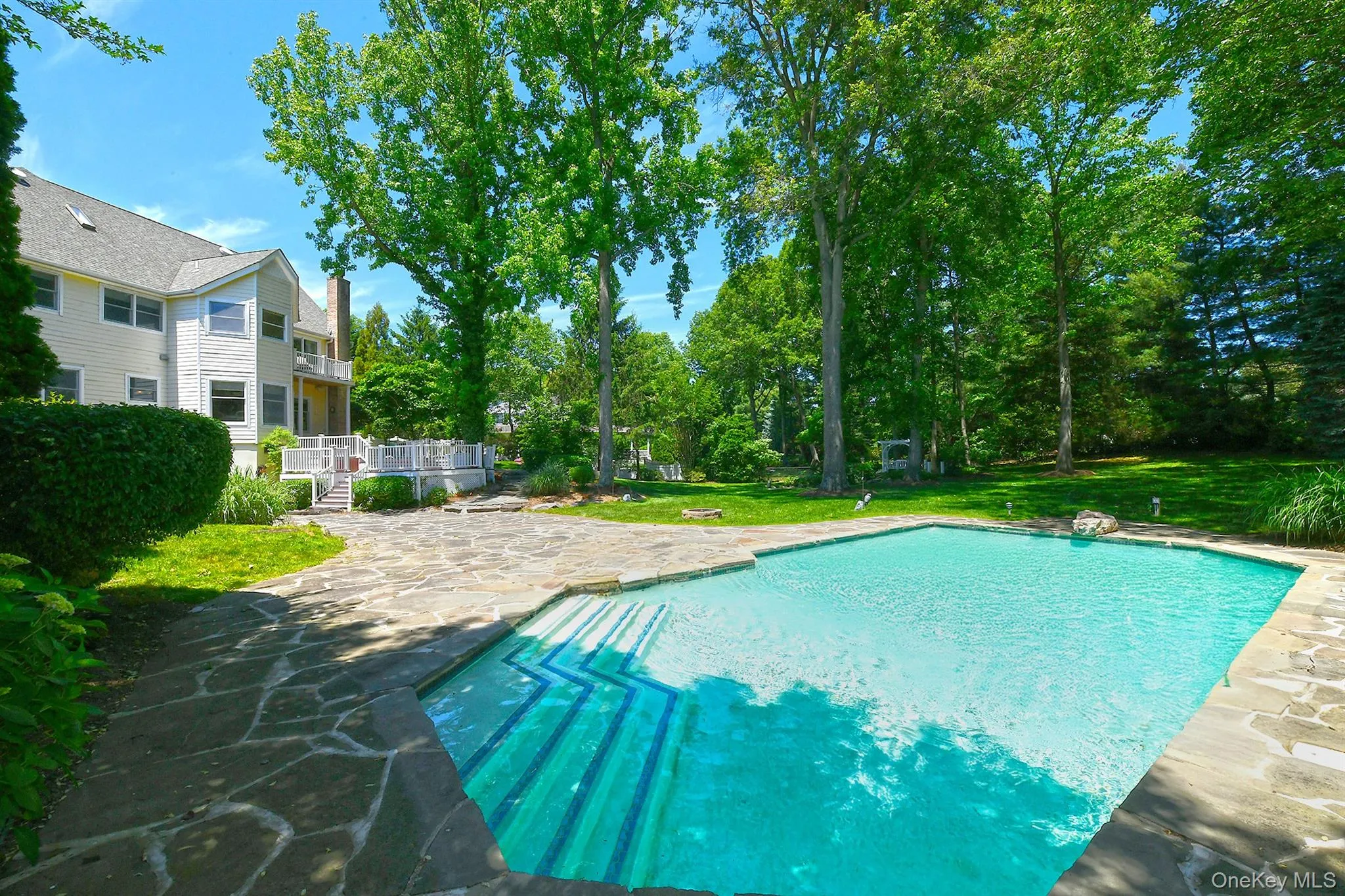 4 Hampton Court, Huntington, NY, 4 Bedrooms Bedrooms, 10 Rooms Rooms,4 BathroomsBathrooms,Residential,For Rent,Hampton,0,1011169 4 Hampton Court, Huntington, NY, 4 Bedrooms Bedrooms, 10 Rooms Rooms,4 BathroomsBathrooms,Residential,For Rent,Hampton,0,1011169