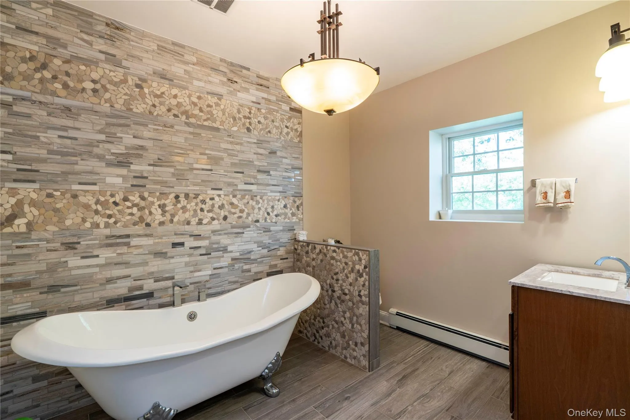 7 Duhamel Drive, East Fishkill, NY, 4 Bedrooms Bedrooms, 10 Rooms Rooms,3 BathroomsBathrooms,Residential,For Rent,Duhamel,0,1011172 7 Duhamel Drive, East Fishkill, NY, 4 Bedrooms Bedrooms, 10 Rooms Rooms,3 BathroomsBathrooms,Residential,For Rent,Duhamel,0,1011172