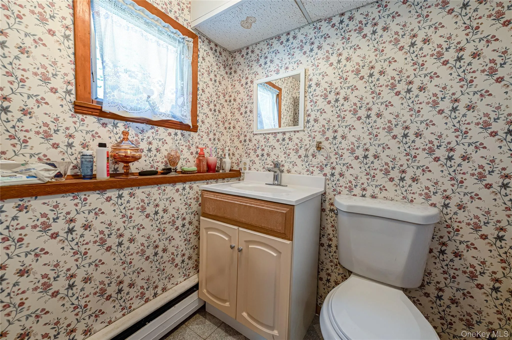 9 Johnson Place, Babylon, NY, 3 Bedrooms Bedrooms, 7 Rooms Rooms,1 BathroomBathrooms,Residential,For Rent,Johnson,0,1011177 9 Johnson Place, Babylon, NY, 3 Bedrooms Bedrooms, 7 Rooms Rooms,1 BathroomBathrooms,Residential,For Rent,Johnson,0,1011177