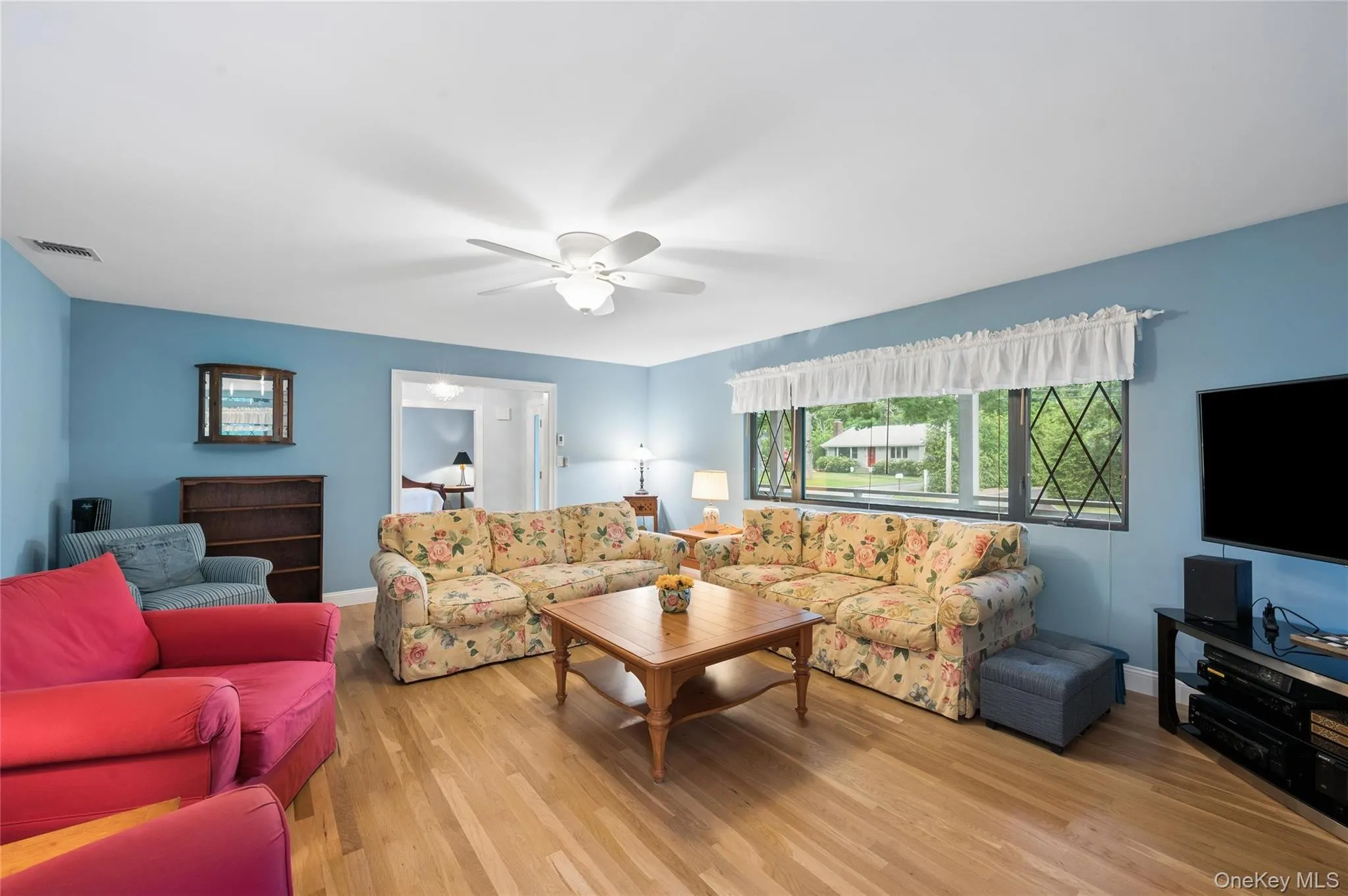 37 Fanning Avenue, Southampton, NY, 3 Bedrooms Bedrooms, 6 Rooms Rooms,2 BathroomsBathrooms,Residential,For Rent,Fanning,0,KEY1011183 37 Fanning Avenue, Southampton, NY, 3 Bedrooms Bedrooms, 6 Rooms Rooms,2 BathroomsBathrooms,Residential,For Rent,Fanning,0,KEY1011183