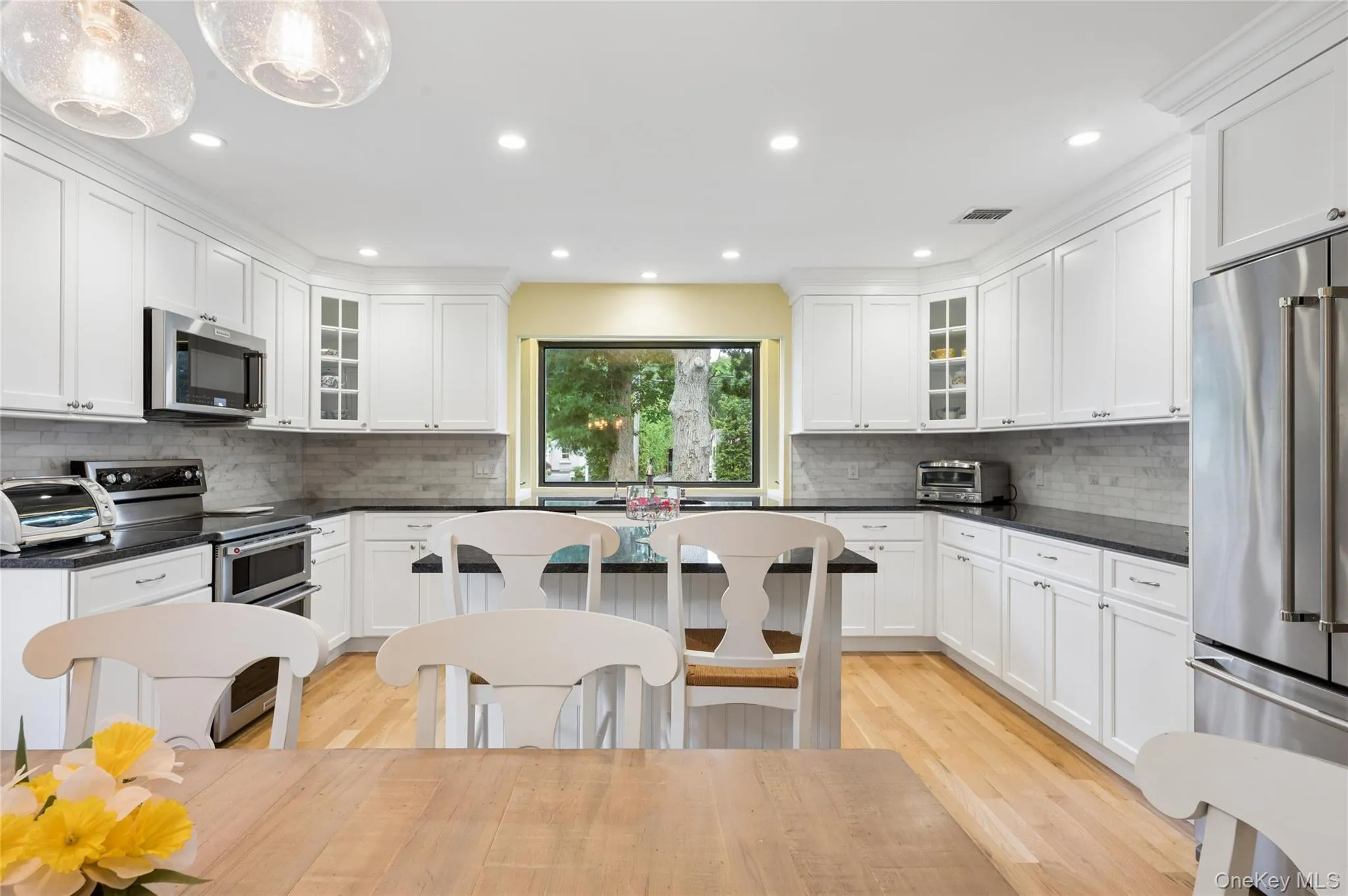 37 Fanning Avenue, Southampton, NY, 3 Bedrooms Bedrooms, 6 Rooms Rooms,2 BathroomsBathrooms,Residential,For Rent,Fanning,0,KEY1011183 37 Fanning Avenue, Southampton, NY, 3 Bedrooms Bedrooms, 6 Rooms Rooms,2 BathroomsBathrooms,Residential,For Rent,Fanning,0,KEY1011183