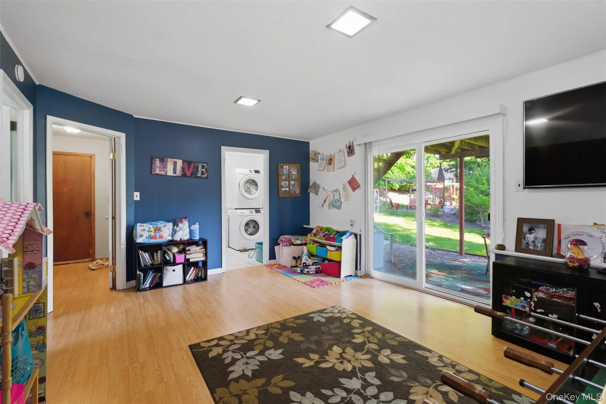 55 Carolina Drive, Clarkstown, NY, 4 Bedrooms Bedrooms, 8 Rooms Rooms,1 BathroomBathrooms,Residential,For Rent,Carolina,0,1011191 55 Carolina Drive, Clarkstown, NY, 4 Bedrooms Bedrooms, 8 Rooms Rooms,1 BathroomBathrooms,Residential,For Rent,Carolina,0,1011191