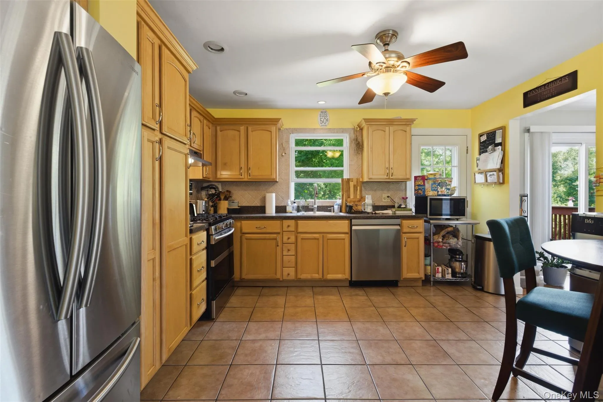 55 Carolina Drive, Clarkstown, NY, 4 Bedrooms Bedrooms, 8 Rooms Rooms,1 BathroomBathrooms,Residential,For Rent,Carolina,0,1011191 55 Carolina Drive, Clarkstown, NY, 4 Bedrooms Bedrooms, 8 Rooms Rooms,1 BathroomBathrooms,Residential,For Rent,Carolina,0,1011191