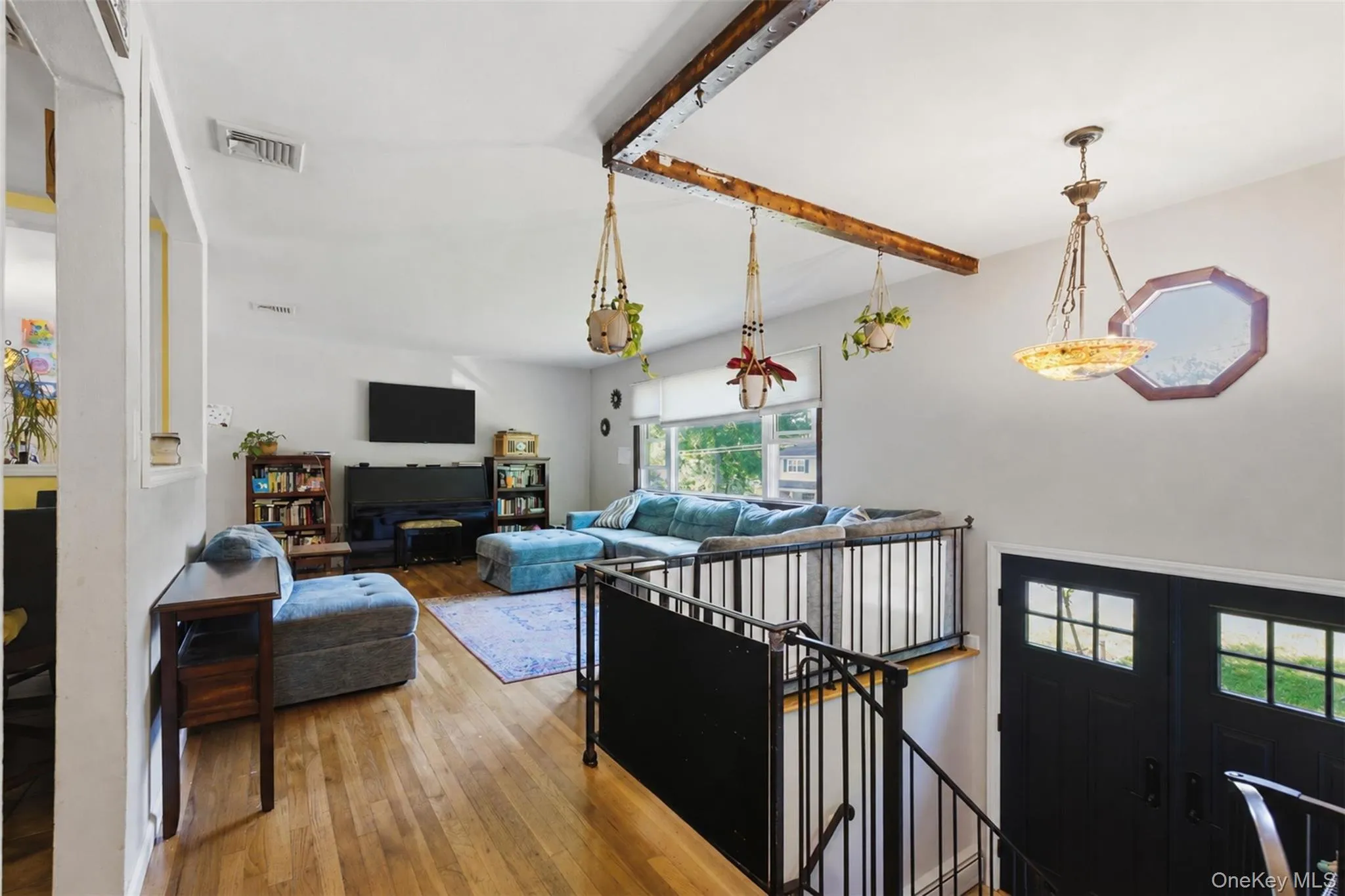 55 Carolina Drive, Clarkstown, NY, 4 Bedrooms Bedrooms, 8 Rooms Rooms,1 BathroomBathrooms,Residential,For Rent,Carolina,0,1011191 55 Carolina Drive, Clarkstown, NY, 4 Bedrooms Bedrooms, 8 Rooms Rooms,1 BathroomBathrooms,Residential,For Rent,Carolina,0,1011191