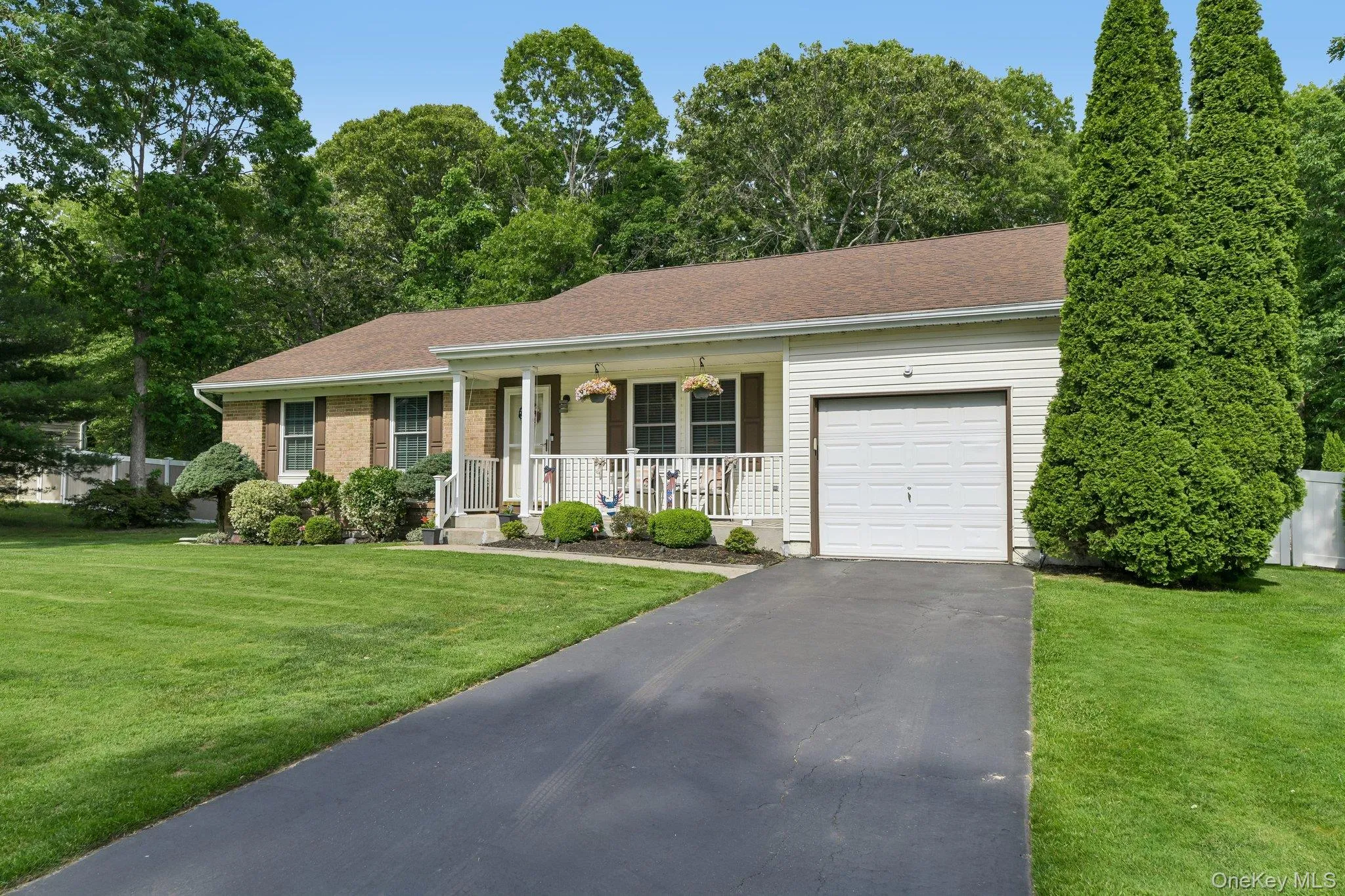 15 Chardonnay Drive, Brookhaven, NY, 3 Bedrooms Bedrooms, 6 Rooms Rooms,2 BathroomsBathrooms,Residential,For Rent,Chardonnay,0,1011193 15 Chardonnay Drive, Brookhaven, NY, 3 Bedrooms Bedrooms, 6 Rooms Rooms,2 BathroomsBathrooms,Residential,For Rent,Chardonnay,0,1011193