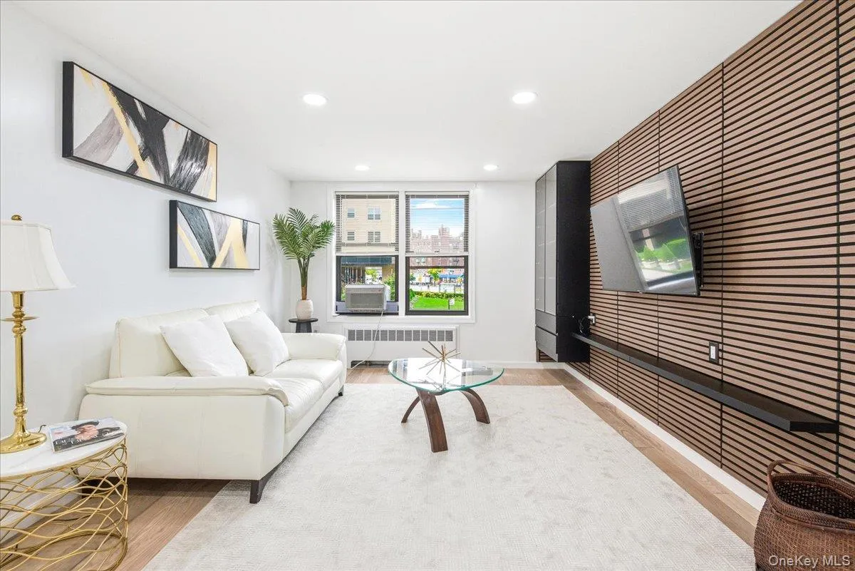 72-11 110th Street, New York, NY, 2 Bedrooms Bedrooms, 6 Rooms Rooms,2 BathroomsBathrooms,Residential,For Rent,110th,0,1011197 72-11 110th Street, New York, NY, 2 Bedrooms Bedrooms, 6 Rooms Rooms,2 BathroomsBathrooms,Residential,For Rent,110th,0,1011197