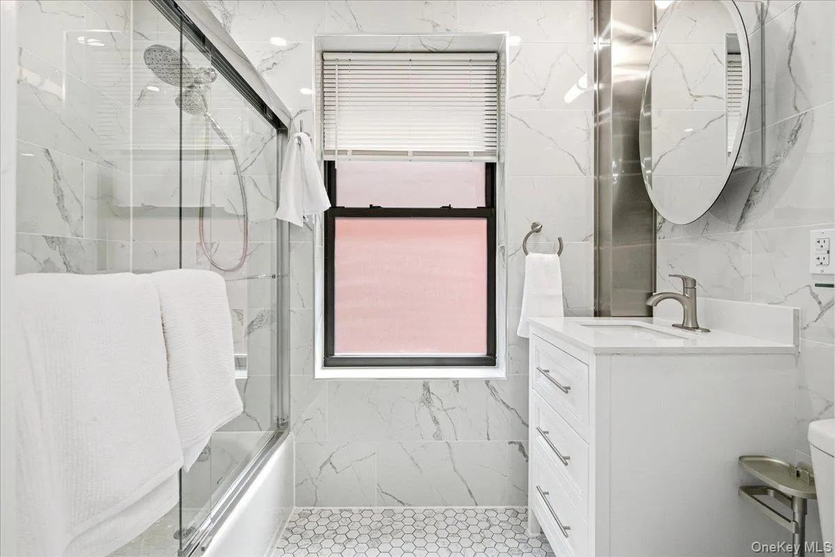 72-11 110th Street, New York, NY, 2 Bedrooms Bedrooms, 6 Rooms Rooms,2 BathroomsBathrooms,Residential,For Rent,110th,0,1011197 72-11 110th Street, New York, NY, 2 Bedrooms Bedrooms, 6 Rooms Rooms,2 BathroomsBathrooms,Residential,For Rent,110th,0,1011197