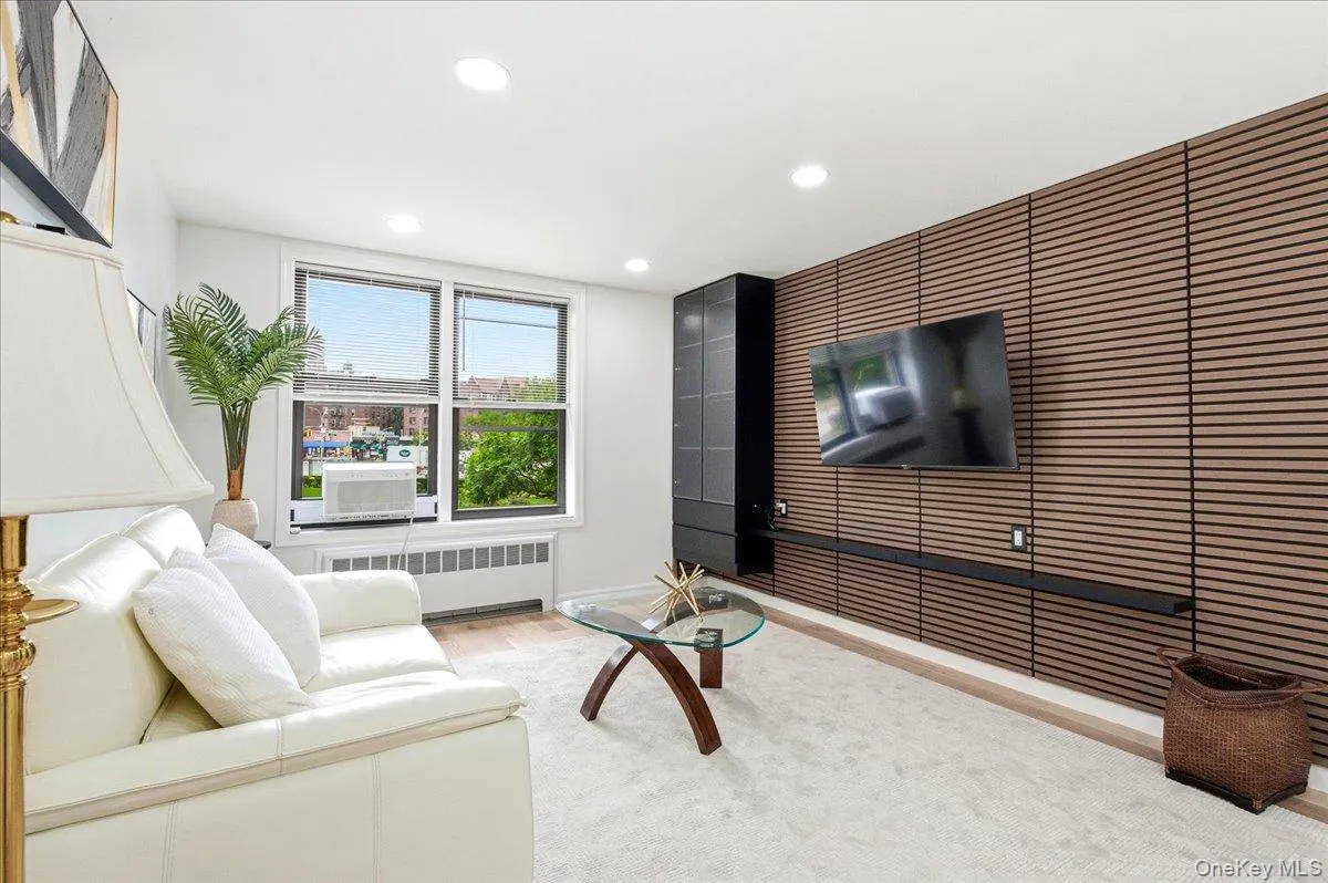 72-11 110th Street, New York, NY, 2 Bedrooms Bedrooms, 6 Rooms Rooms,2 BathroomsBathrooms,Residential,For Rent,110th,0,1011197 72-11 110th Street, New York, NY, 2 Bedrooms Bedrooms, 6 Rooms Rooms,2 BathroomsBathrooms,Residential,For Rent,110th,0,1011197