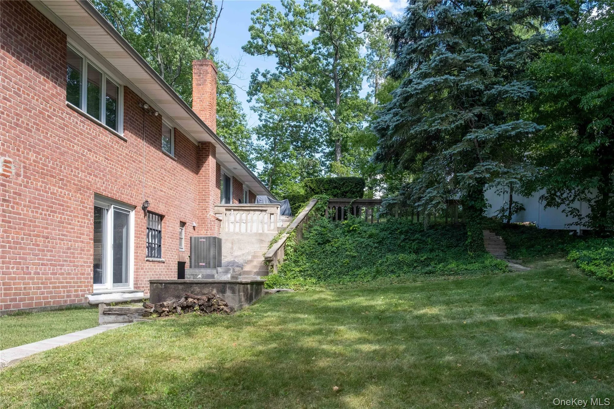 1341 Pelhamdale Avenue, Pelham, NY, 4 Bedrooms Bedrooms, 8 Rooms Rooms,3 BathroomsBathrooms,Residential Lease,For Rent,Pelhamdale,0,1011198 1341 Pelhamdale Avenue, Pelham, NY, 4 Bedrooms Bedrooms, 8 Rooms Rooms,3 BathroomsBathrooms,Residential Lease,For Rent,Pelhamdale,0,1011198