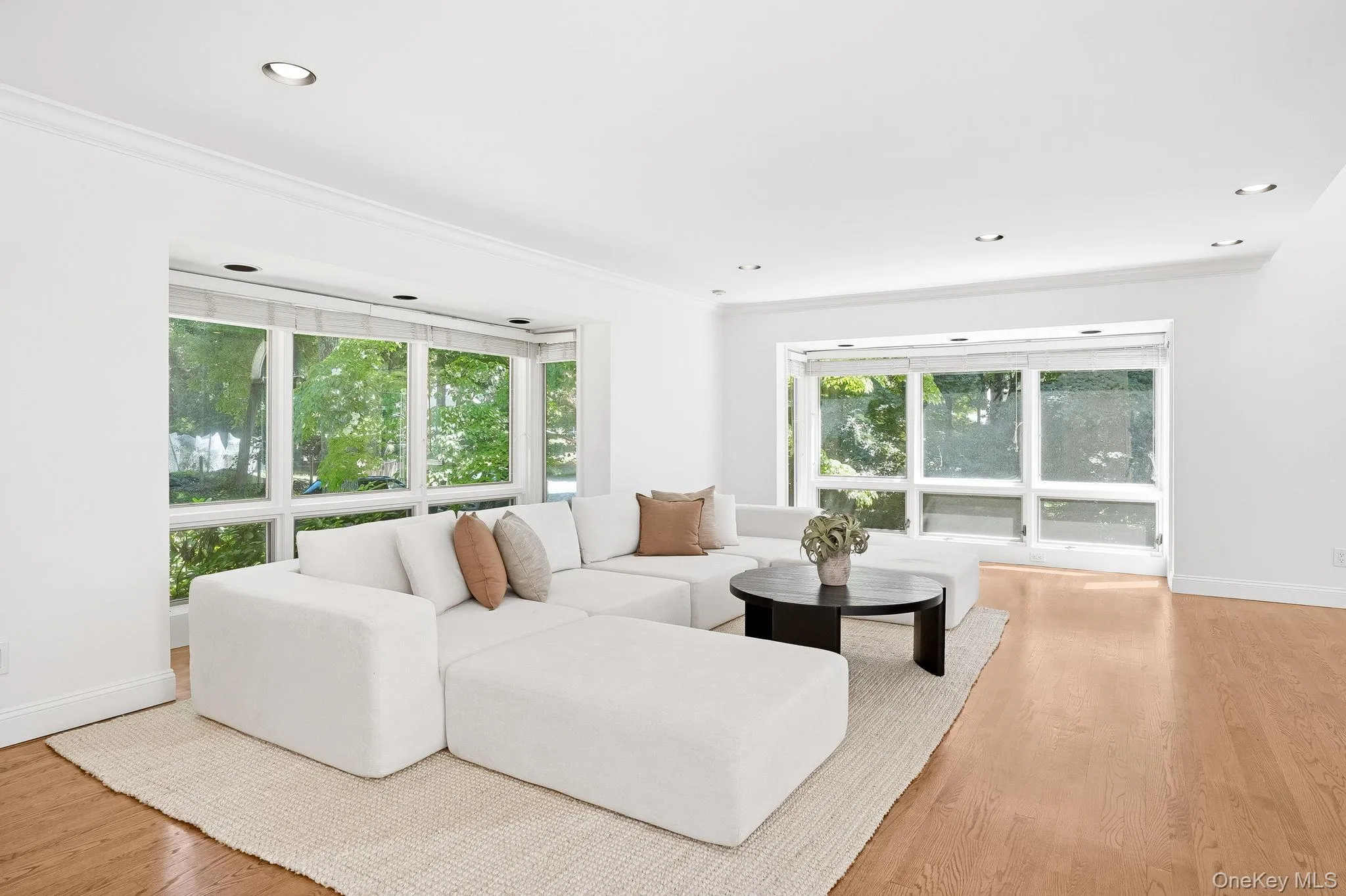 12 Hearthstone Circle, Greenburgh, NY, 4 Bedrooms Bedrooms, 13 Rooms Rooms,4 BathroomsBathrooms,Residential,For Rent,Hearthstone,0,1011199 12 Hearthstone Circle, Greenburgh, NY, 4 Bedrooms Bedrooms, 13 Rooms Rooms,4 BathroomsBathrooms,Residential,For Rent,Hearthstone,0,1011199