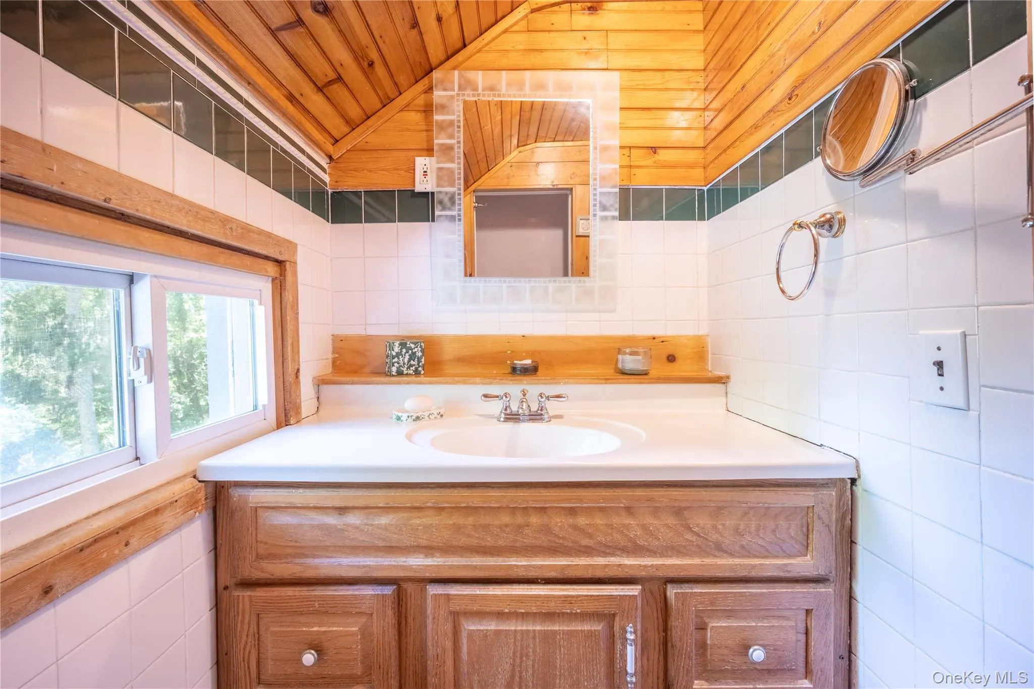 138 Ohioville Road, New Paltz, NY, 3 Bedrooms Bedrooms, 5 Rooms Rooms,1 BathroomBathrooms,Residential,For Rent,Ohioville,0,1011202 138 Ohioville Road, New Paltz, NY, 3 Bedrooms Bedrooms, 5 Rooms Rooms,1 BathroomBathrooms,Residential,For Rent,Ohioville,0,1011202