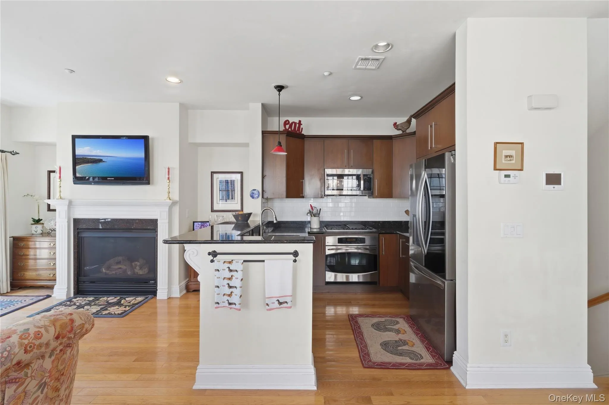 23 Mariners Walk, Oyster Bay, NY, 2 Bedrooms Bedrooms, 6 Rooms Rooms,2 BathroomsBathrooms,Residential,For Rent,Mariners,0,1011203 23 Mariners Walk, Oyster Bay, NY, 2 Bedrooms Bedrooms, 6 Rooms Rooms,2 BathroomsBathrooms,Residential,For Rent,Mariners,0,1011203