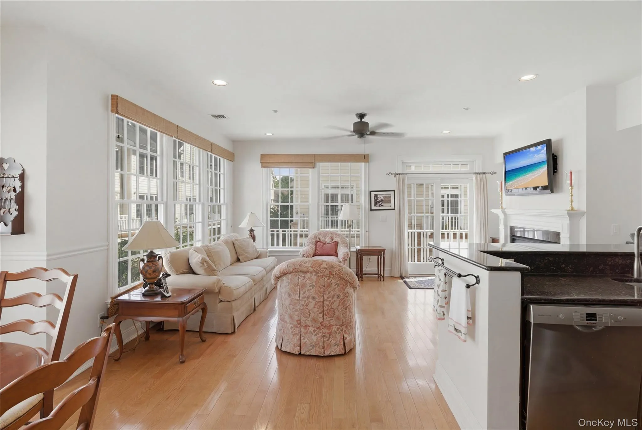 23 Mariners Walk, Oyster Bay, NY, 2 Bedrooms Bedrooms, 6 Rooms Rooms,2 BathroomsBathrooms,Residential,For Rent,Mariners,0,1011203 23 Mariners Walk, Oyster Bay, NY, 2 Bedrooms Bedrooms, 6 Rooms Rooms,2 BathroomsBathrooms,Residential,For Rent,Mariners,0,1011203