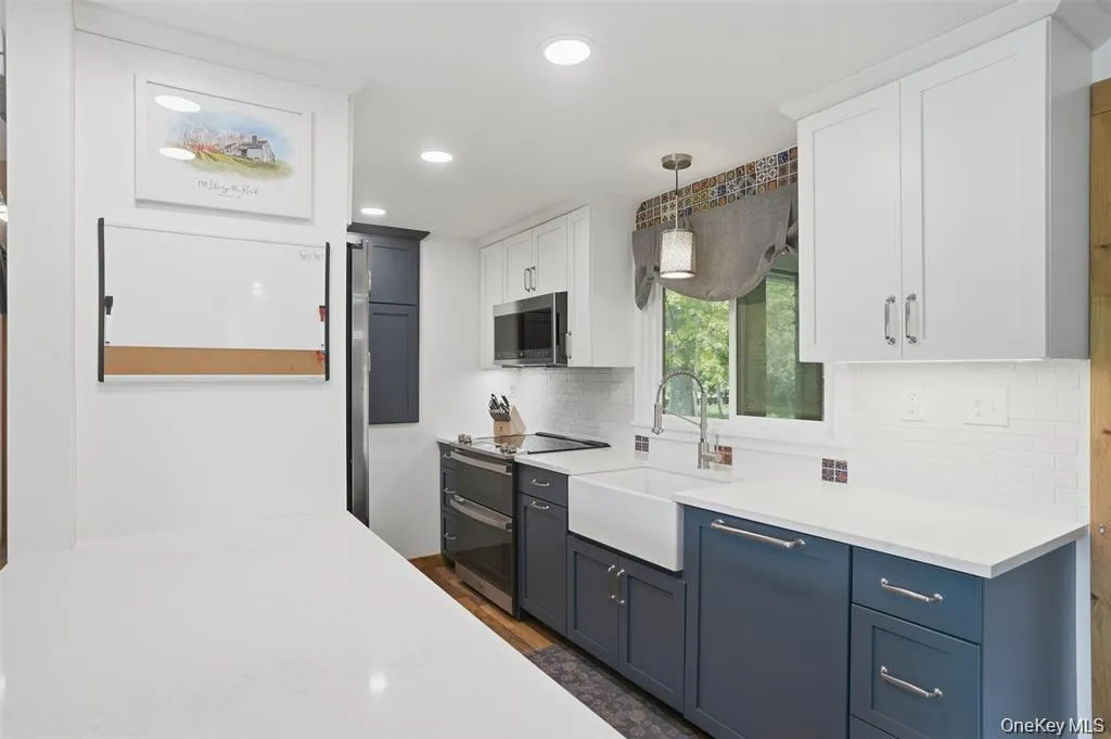 210 Libertyville Road, New Paltz, NY, 3 Bedrooms Bedrooms, 8 Rooms Rooms,2 BathroomsBathrooms,Residential,For Rent,Libertyville,0,1011205 210 Libertyville Road, New Paltz, NY, 3 Bedrooms Bedrooms, 8 Rooms Rooms,2 BathroomsBathrooms,Residential,For Rent,Libertyville,0,1011205