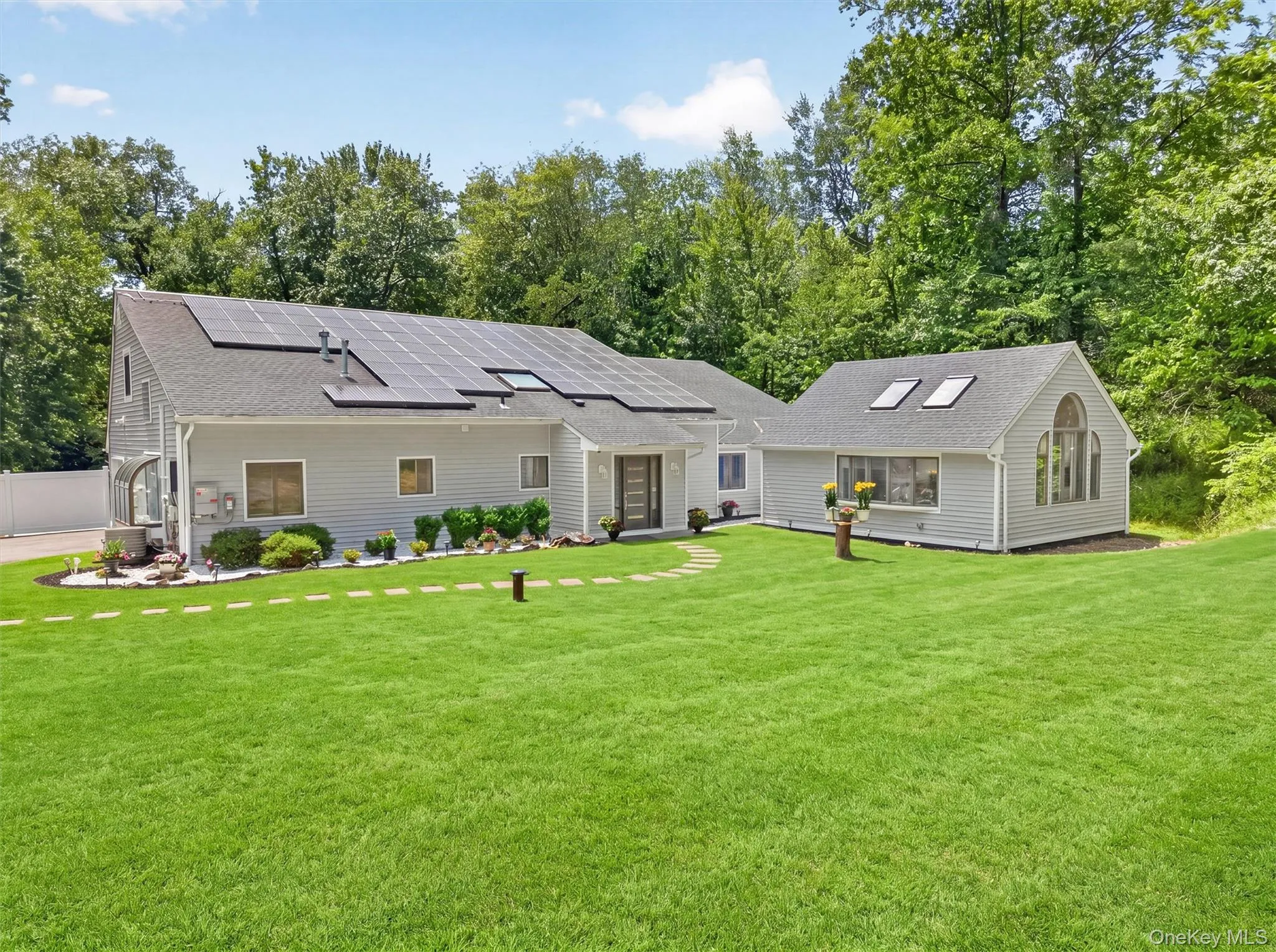 194 Mountain Road, Clarkstown, NY, 4 Bedrooms Bedrooms, 14 Rooms Rooms,3 BathroomsBathrooms,Residential,For Rent,Mountain,0,KEY1011208 194 Mountain Road, Clarkstown, NY, 4 Bedrooms Bedrooms, 14 Rooms Rooms,3 BathroomsBathrooms,Residential,For Rent,Mountain,0,KEY1011208