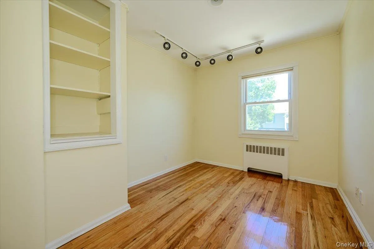 567 Oxford Road, Hempstead, NY, 4 Bedrooms Bedrooms, 8 Rooms Rooms,2 BathroomsBathrooms,Residential,For Rent,Oxford,0,1011209 567 Oxford Road, Hempstead, NY, 4 Bedrooms Bedrooms, 8 Rooms Rooms,2 BathroomsBathrooms,Residential,For Rent,Oxford,0,1011209