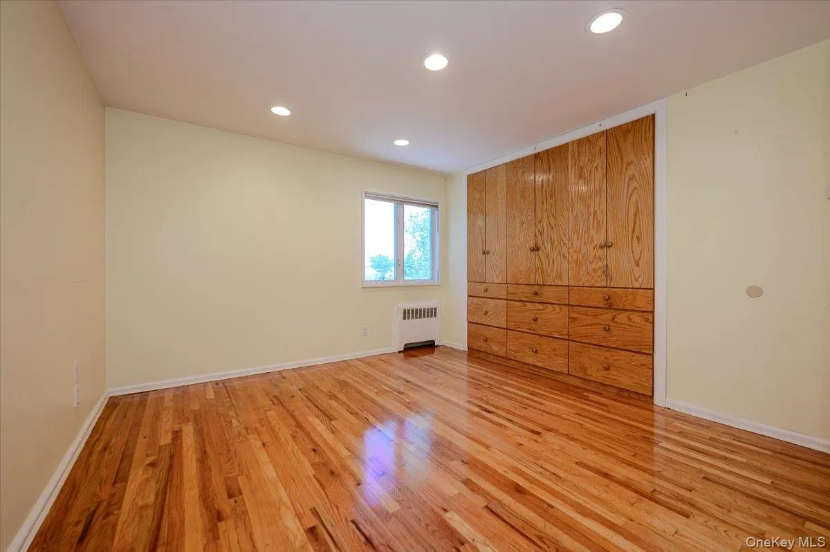 567 Oxford Road, Hempstead, NY, 4 Bedrooms Bedrooms, 8 Rooms Rooms,2 BathroomsBathrooms,Residential,For Rent,Oxford,0,1011209 567 Oxford Road, Hempstead, NY, 4 Bedrooms Bedrooms, 8 Rooms Rooms,2 BathroomsBathrooms,Residential,For Rent,Oxford,0,1011209