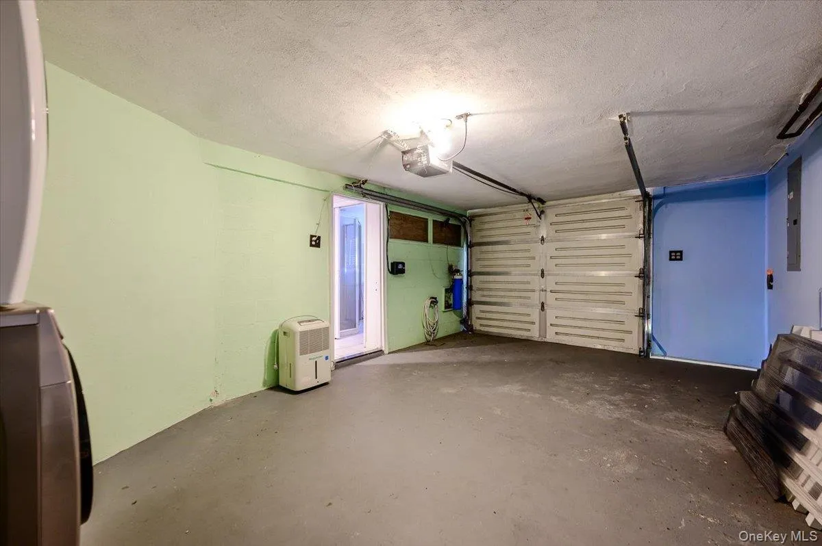 567 Oxford Road, Hempstead, NY, 4 Bedrooms Bedrooms, 8 Rooms Rooms,2 BathroomsBathrooms,Residential,For Rent,Oxford,0,1011209 567 Oxford Road, Hempstead, NY, 4 Bedrooms Bedrooms, 8 Rooms Rooms,2 BathroomsBathrooms,Residential,For Rent,Oxford,0,1011209