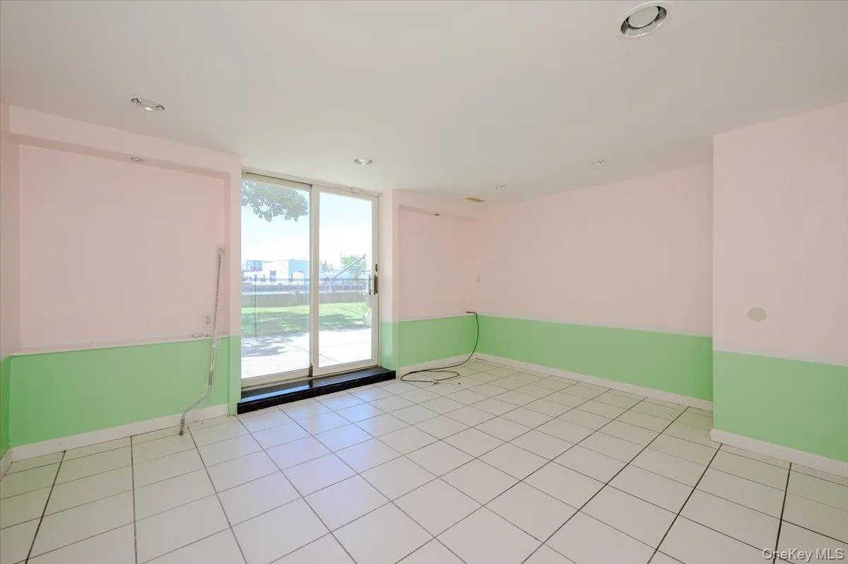 567 Oxford Road, Hempstead, NY, 4 Bedrooms Bedrooms, 8 Rooms Rooms,2 BathroomsBathrooms,Residential,For Rent,Oxford,0,1011209 567 Oxford Road, Hempstead, NY, 4 Bedrooms Bedrooms, 8 Rooms Rooms,2 BathroomsBathrooms,Residential,For Rent,Oxford,0,1011209