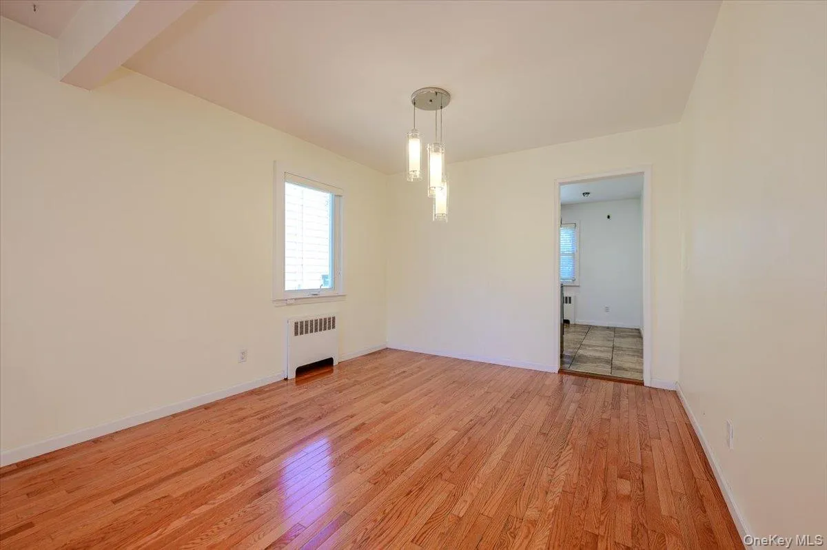 567 Oxford Road, Hempstead, NY, 4 Bedrooms Bedrooms, 8 Rooms Rooms,2 BathroomsBathrooms,Residential,For Rent,Oxford,0,1011209 567 Oxford Road, Hempstead, NY, 4 Bedrooms Bedrooms, 8 Rooms Rooms,2 BathroomsBathrooms,Residential,For Rent,Oxford,0,1011209