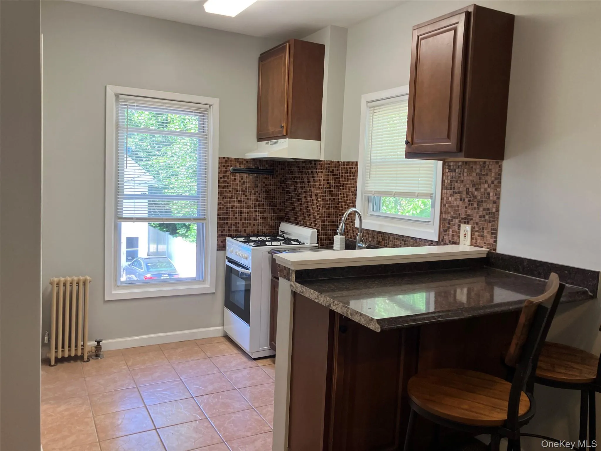 7 Dewey Street Dewey Street, Huntington, NY, 1 Bedroom Bedrooms, 2 Rooms Rooms,1 BathroomBathrooms,Residential Lease,For Rent,Dewey,0,1011210 7 Dewey Street Dewey Street, Huntington, NY, 1 Bedroom Bedrooms, 2 Rooms Rooms,1 BathroomBathrooms,Residential Lease,For Rent,Dewey,0,1011210
