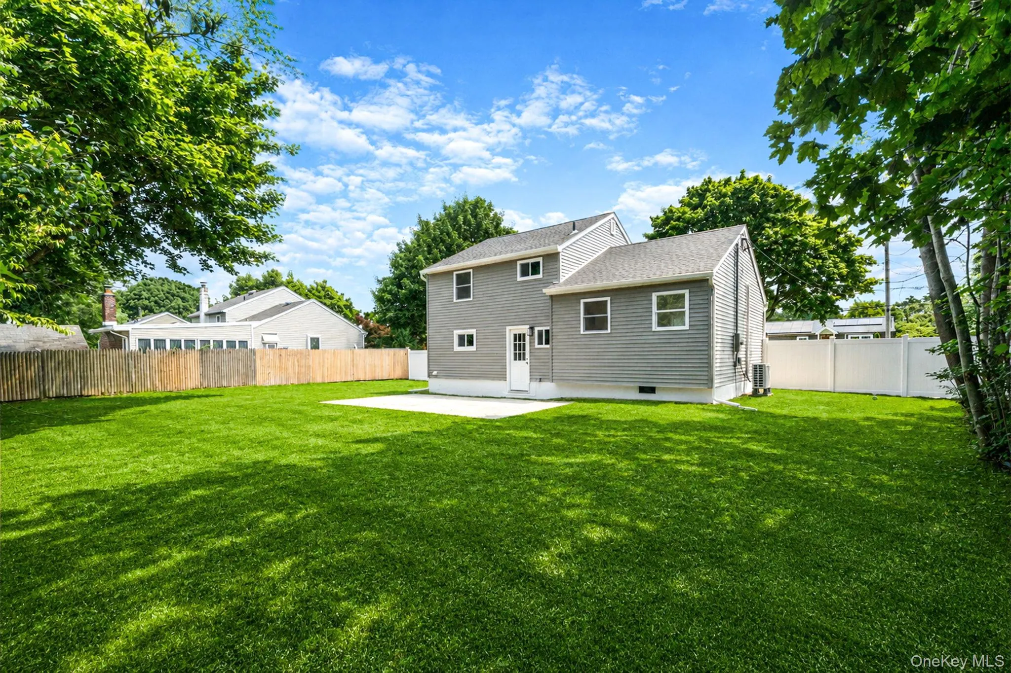 610 Americus Avenue, Brookhaven, NY, 4 Bedrooms Bedrooms, 8 Rooms Rooms,1 BathroomBathrooms,Residential,For Rent,Americus,0,1011214 610 Americus Avenue, Brookhaven, NY, 4 Bedrooms Bedrooms, 8 Rooms Rooms,1 BathroomBathrooms,Residential,For Rent,Americus,0,1011214