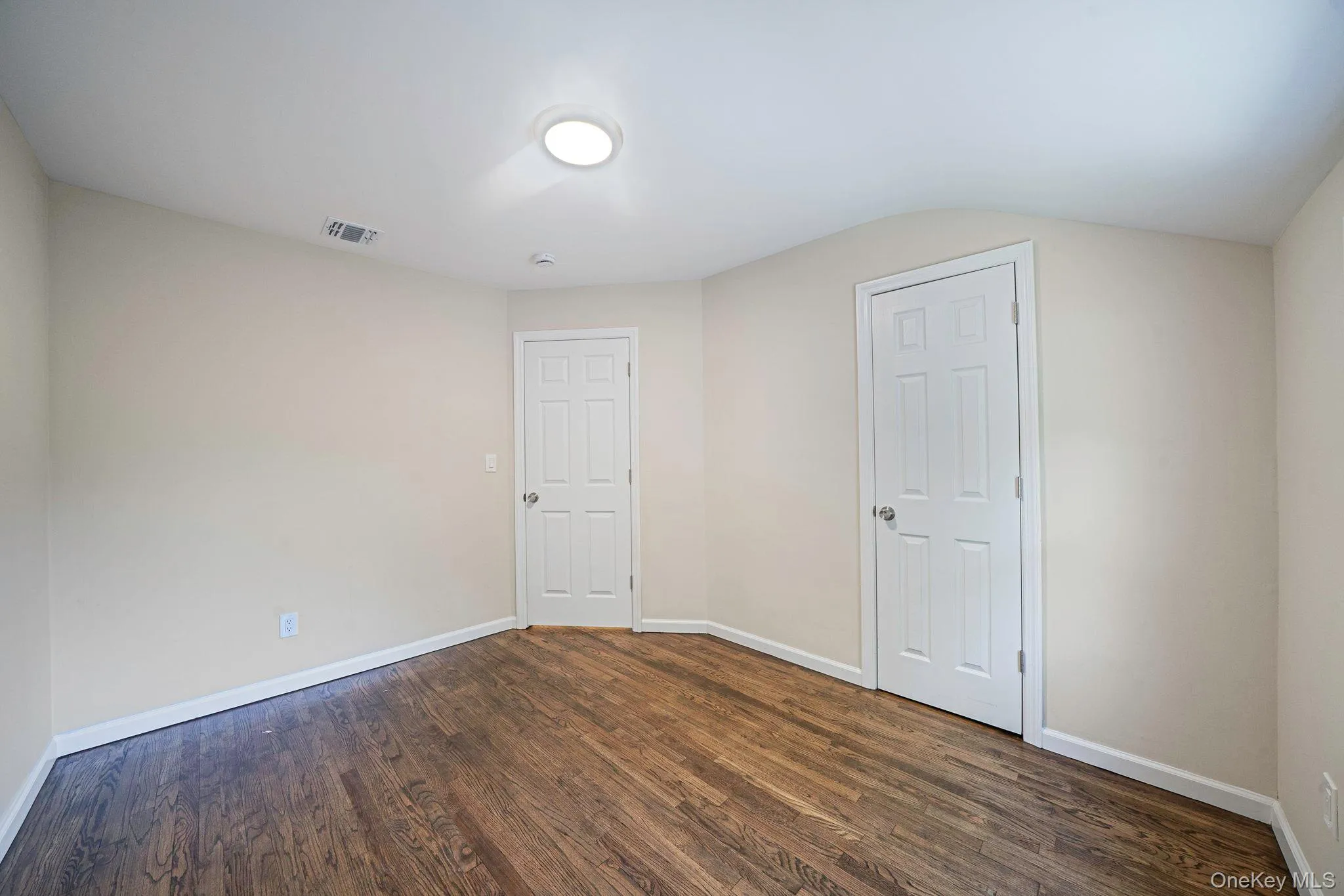 610 Americus Avenue, Brookhaven, NY, 4 Bedrooms Bedrooms, 8 Rooms Rooms,1 BathroomBathrooms,Residential,For Rent,Americus,0,1011214 610 Americus Avenue, Brookhaven, NY, 4 Bedrooms Bedrooms, 8 Rooms Rooms,1 BathroomBathrooms,Residential,For Rent,Americus,0,1011214