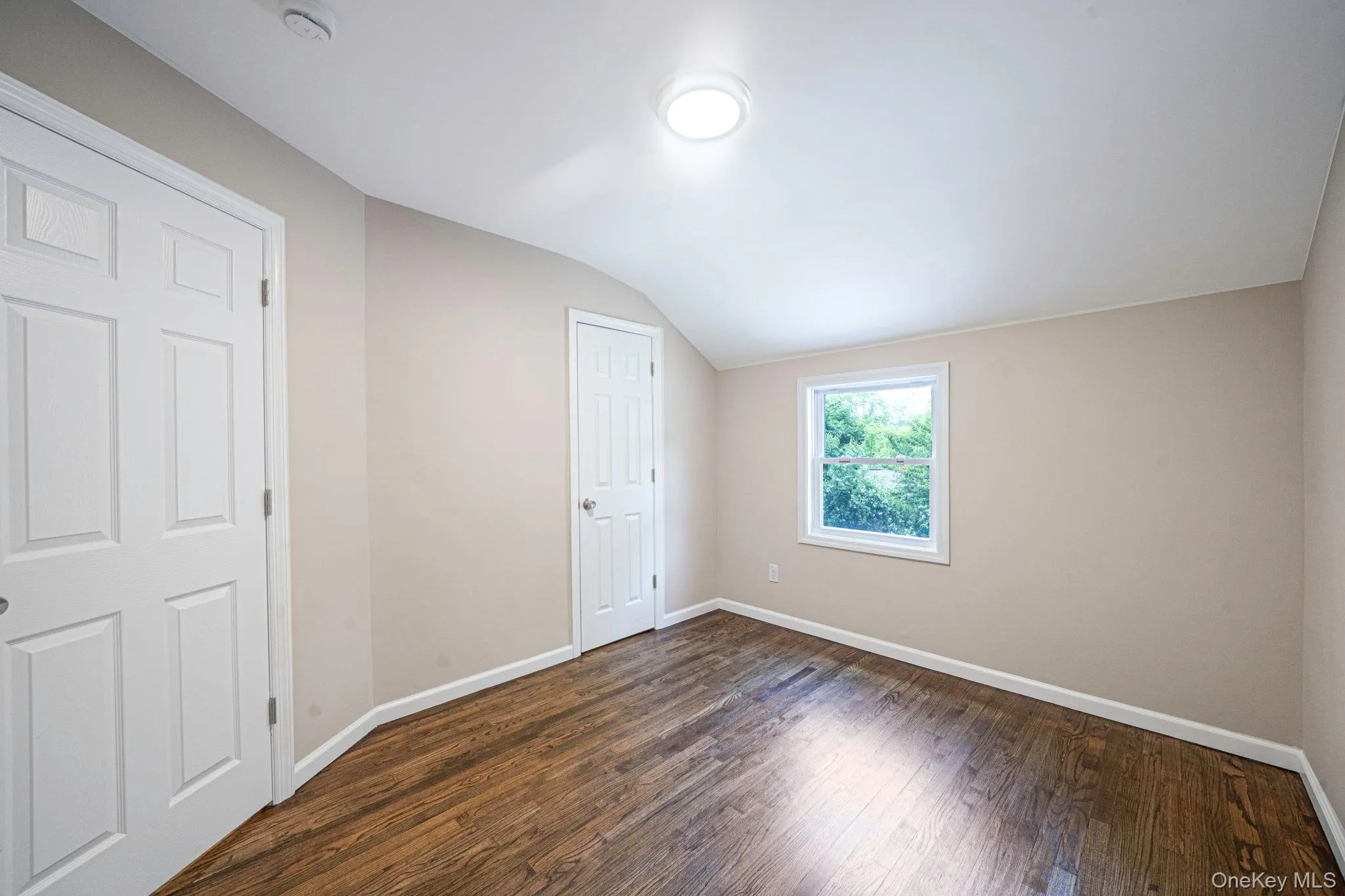 610 Americus Avenue, Brookhaven, NY, 4 Bedrooms Bedrooms, 8 Rooms Rooms,1 BathroomBathrooms,Residential,For Rent,Americus,0,1011214 610 Americus Avenue, Brookhaven, NY, 4 Bedrooms Bedrooms, 8 Rooms Rooms,1 BathroomBathrooms,Residential,For Rent,Americus,0,1011214