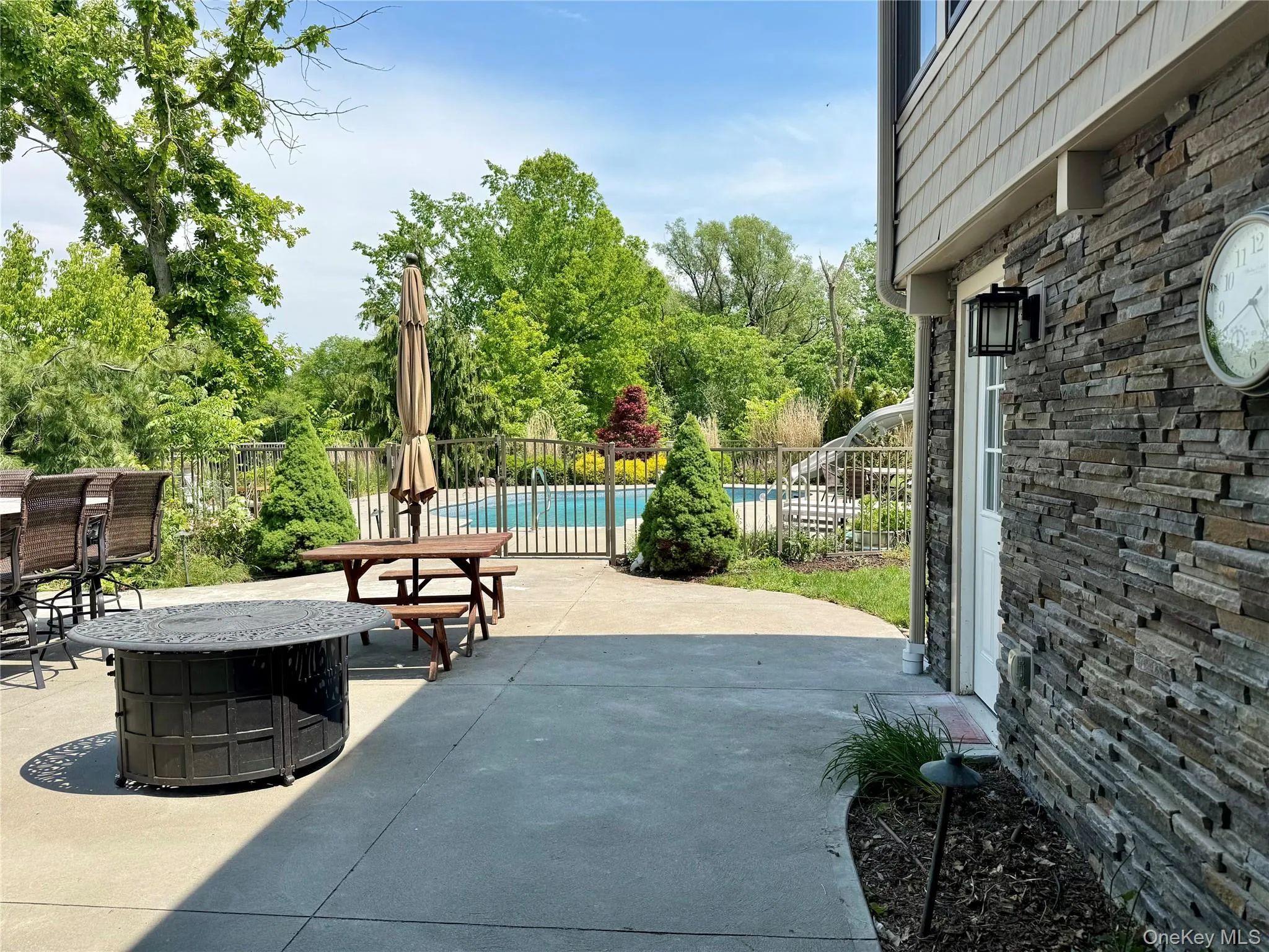 26 Bridle Lane, Chester Town, NY, 4 Bedrooms Bedrooms, 7 Rooms Rooms,2 BathroomsBathrooms,Residential,For Rent,Bridle,0,1011224 26 Bridle Lane, Chester Town, NY, 4 Bedrooms Bedrooms, 7 Rooms Rooms,2 BathroomsBathrooms,Residential,For Rent,Bridle,0,1011224