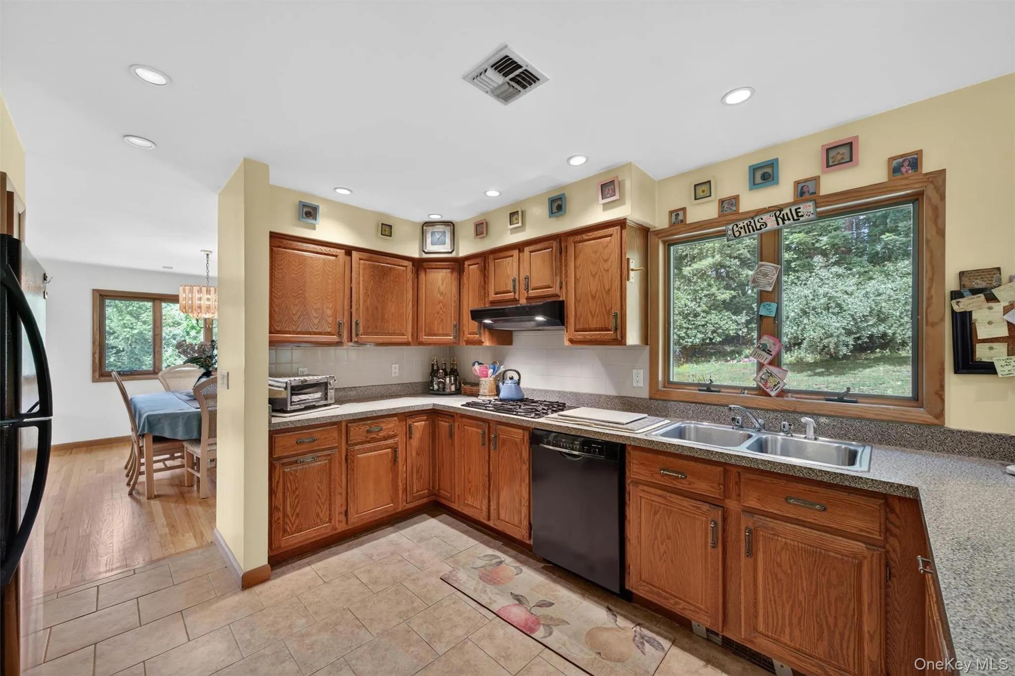 7 Indian Hill Road, Warwick (town), NY, 3 Bedrooms Bedrooms, 7 Rooms Rooms,2 BathroomsBathrooms,Residential,For Rent,Indian Hill,0,1011226 7 Indian Hill Road, Warwick (town), NY, 3 Bedrooms Bedrooms, 7 Rooms Rooms,2 BathroomsBathrooms,Residential,For Rent,Indian Hill,0,1011226