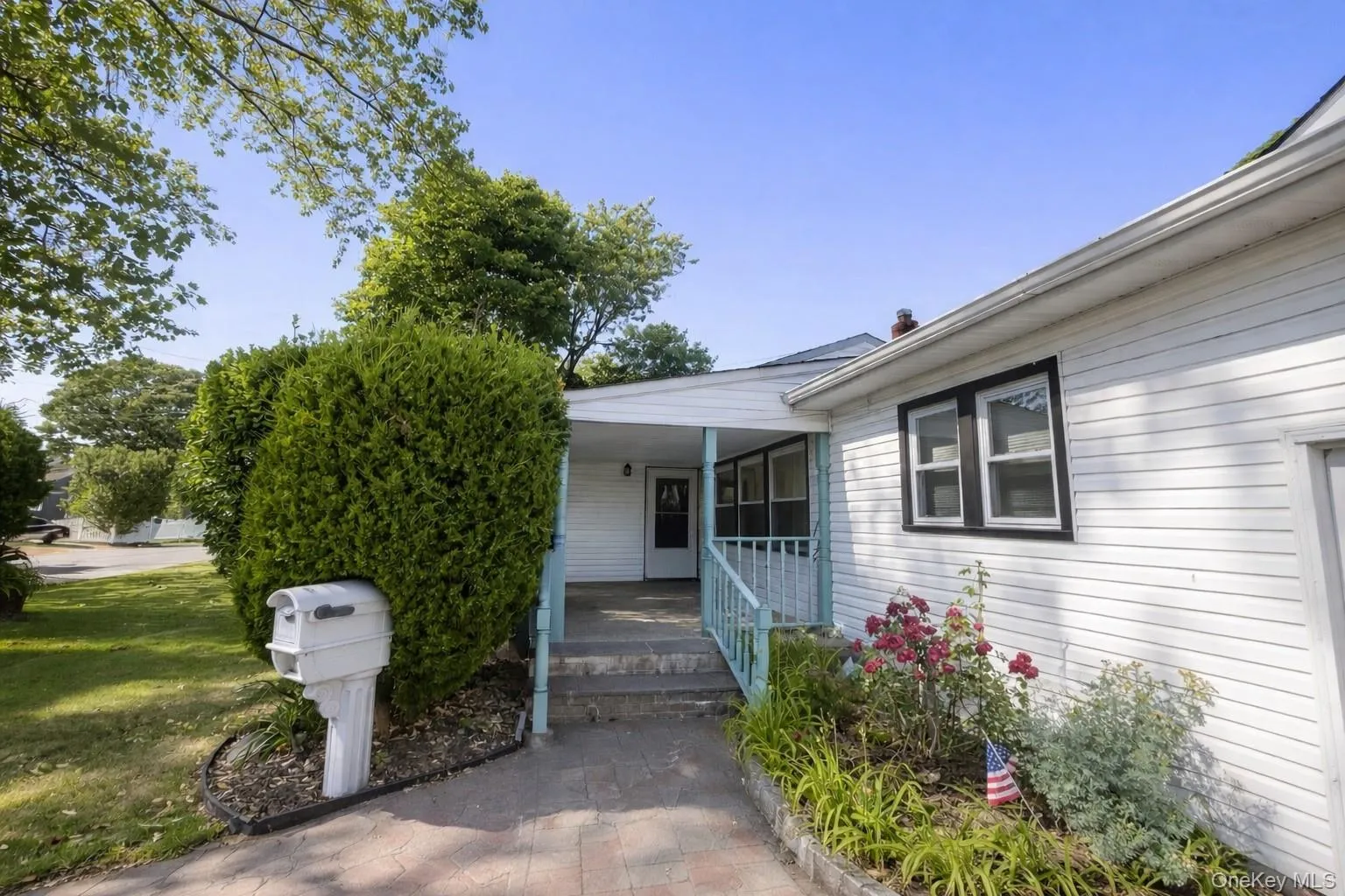 1327 Brooklyn Boulevard, Islip, NY, 3 Bedrooms Bedrooms, 8 Rooms Rooms,3 BathroomsBathrooms,Residential,For Rent,Brooklyn,0,1011230 1327 Brooklyn Boulevard, Islip, NY, 3 Bedrooms Bedrooms, 8 Rooms Rooms,3 BathroomsBathrooms,Residential,For Rent,Brooklyn,0,1011230