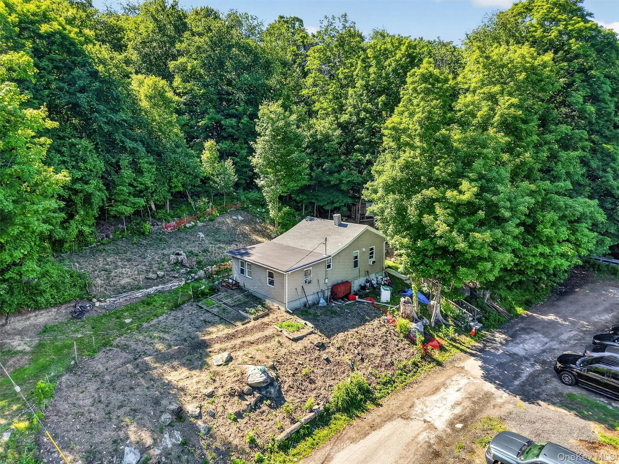 Drone shot of 37 Bowen Court (also included in the 29-35 address) Drone shot of 37 Bowen Court (also included in the 29-35 address)