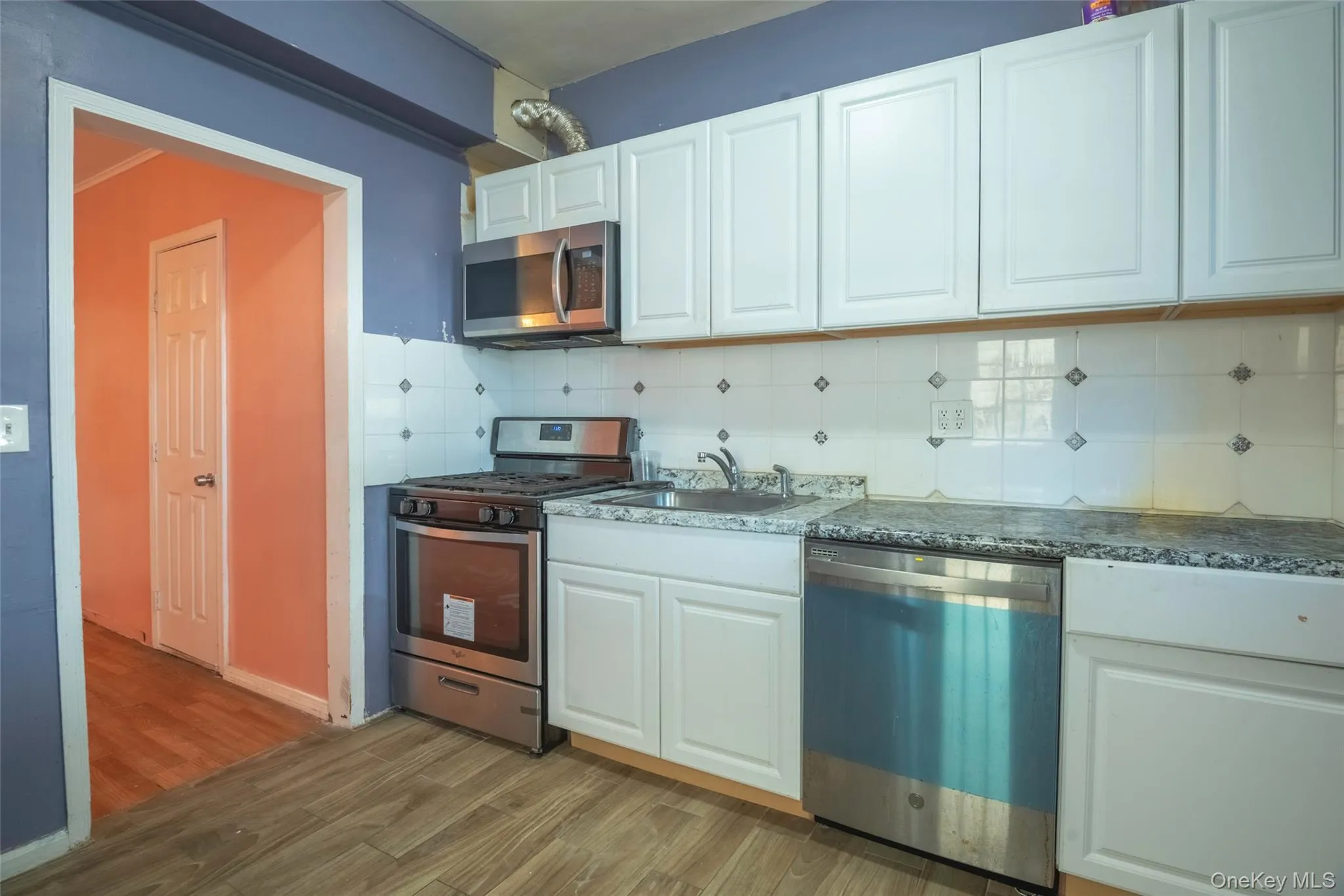 11205 103rd Avenue, New York, NY, 3 Bedrooms Bedrooms, 5 Rooms Rooms,2 BathroomsBathrooms,Residential,For Rent,103rd,0,1011241 11205 103rd Avenue, New York, NY, 3 Bedrooms Bedrooms, 5 Rooms Rooms,2 BathroomsBathrooms,Residential,For Rent,103rd,0,1011241