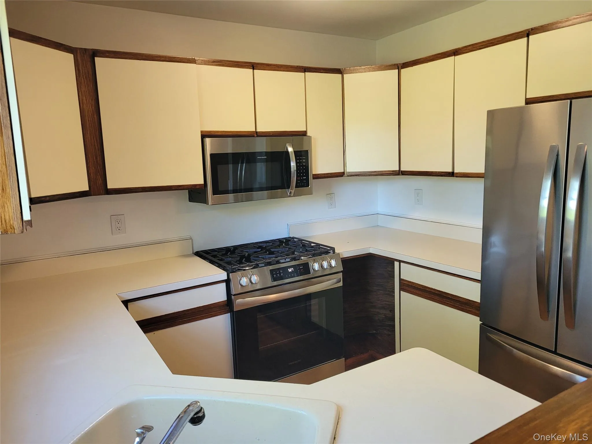 40 Brick Pond Road, Middletown, NY, 3 Bedrooms Bedrooms, 6 Rooms Rooms,1 BathroomBathrooms,Residential Lease,For Rent,Brick Pond,0,1011246 40 Brick Pond Road, Middletown, NY, 3 Bedrooms Bedrooms, 6 Rooms Rooms,1 BathroomBathrooms,Residential Lease,For Rent,Brick Pond,0,1011246