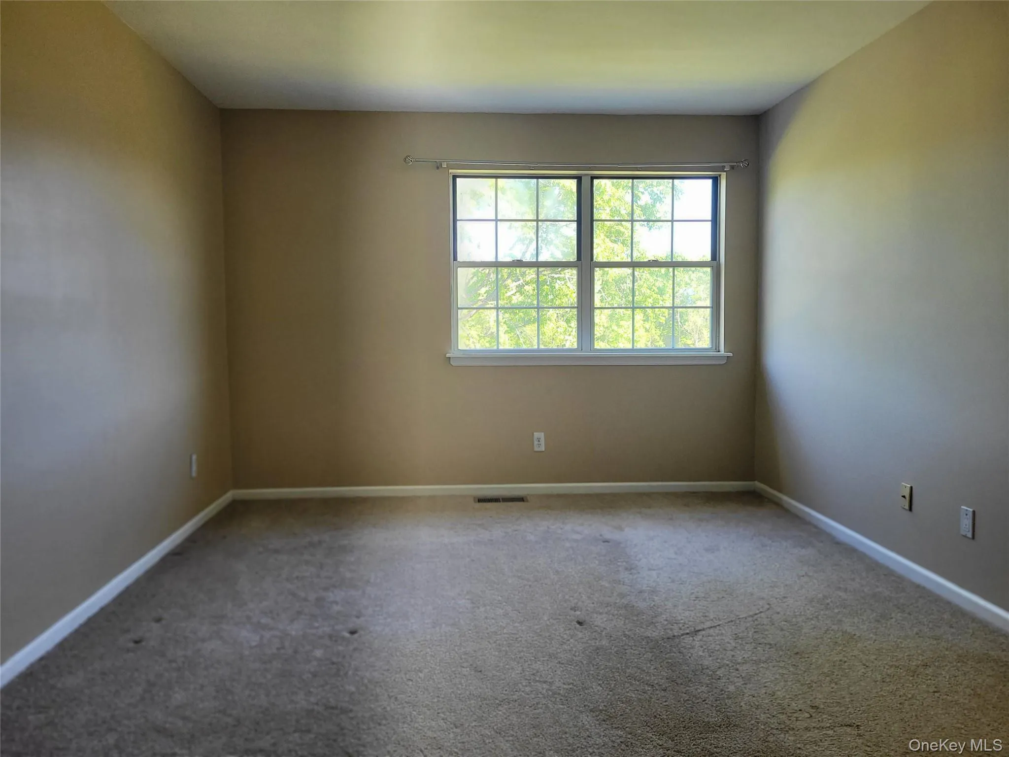 40 Brick Pond Road, Middletown, NY, 3 Bedrooms Bedrooms, 6 Rooms Rooms,1 BathroomBathrooms,Residential Lease,For Rent,Brick Pond,0,1011246 40 Brick Pond Road, Middletown, NY, 3 Bedrooms Bedrooms, 6 Rooms Rooms,1 BathroomBathrooms,Residential Lease,For Rent,Brick Pond,0,1011246