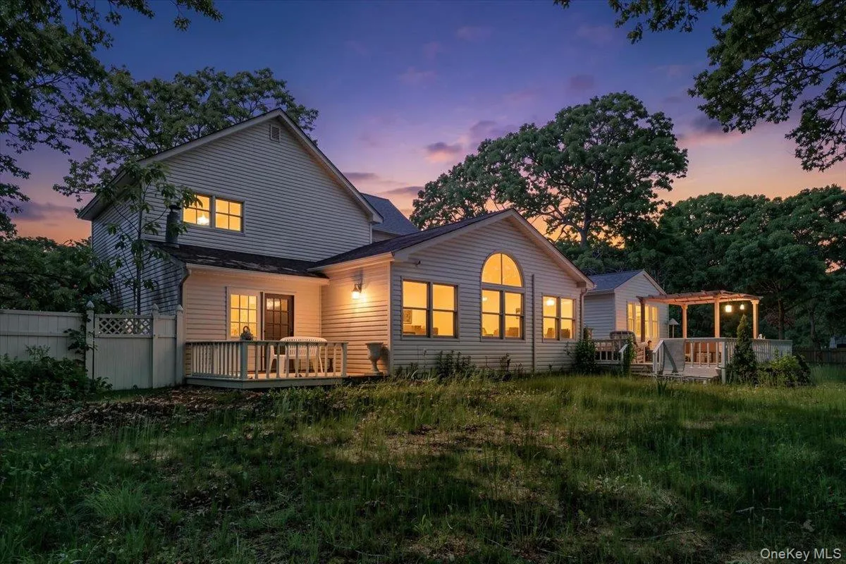 391 Orchid Drive, Brookhaven, NY, 4 Bedrooms Bedrooms, 7 Rooms Rooms,3 BathroomsBathrooms,Residential,For Rent,Orchid,0,1011247 391 Orchid Drive, Brookhaven, NY, 4 Bedrooms Bedrooms, 7 Rooms Rooms,3 BathroomsBathrooms,Residential,For Rent,Orchid,0,1011247