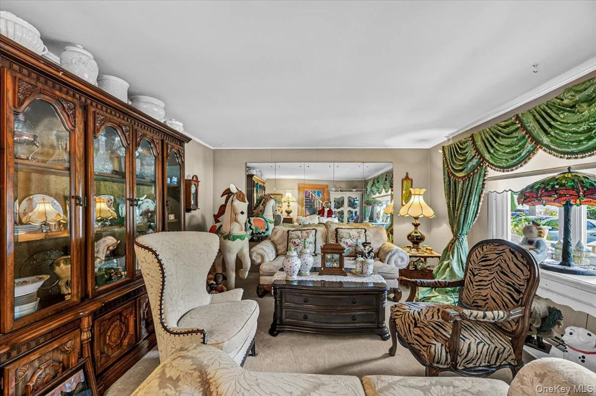 391 Orchid Drive, Brookhaven, NY, 4 Bedrooms Bedrooms, 7 Rooms Rooms,3 BathroomsBathrooms,Residential,For Rent,Orchid,0,1011247 391 Orchid Drive, Brookhaven, NY, 4 Bedrooms Bedrooms, 7 Rooms Rooms,3 BathroomsBathrooms,Residential,For Rent,Orchid,0,1011247