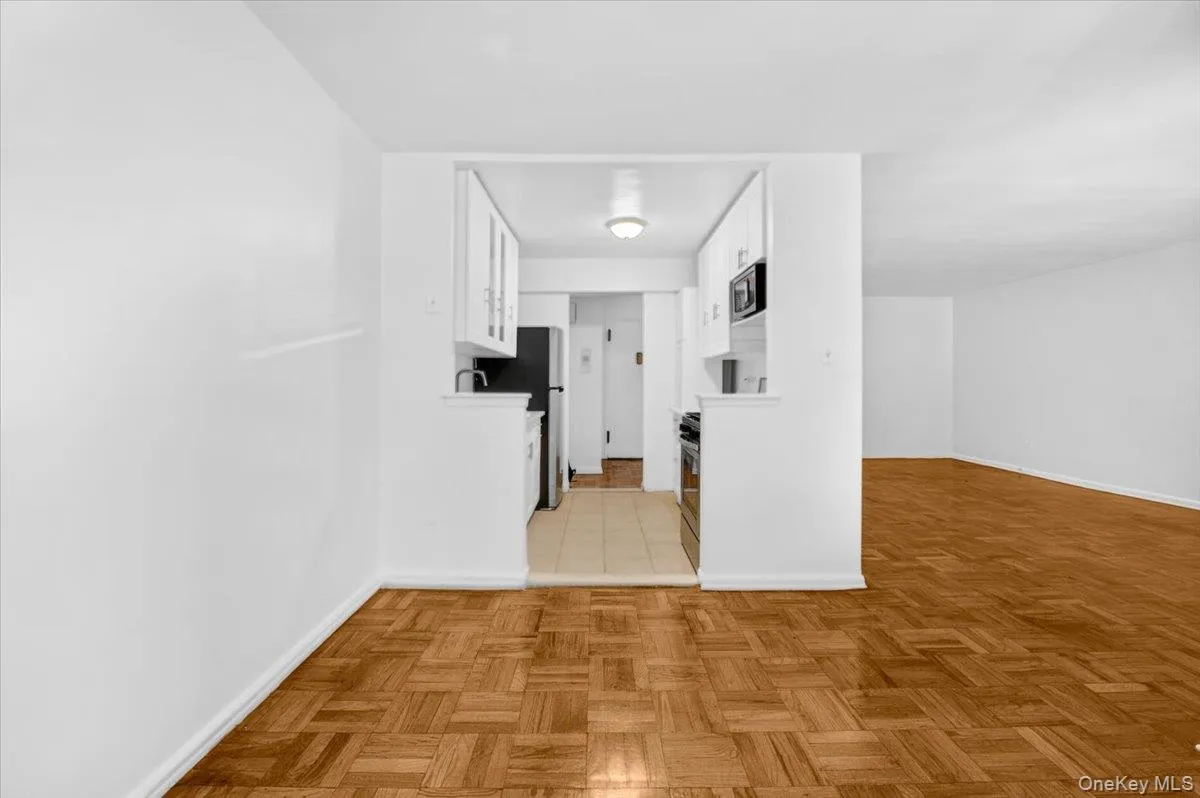 37-30 73rd St, New York, NY, 1 Bedroom Bedrooms, 3 Rooms Rooms,1 BathroomBathrooms,Residential Lease,For Rent,St,0,1011249 37-30 73rd St, New York, NY, 1 Bedroom Bedrooms, 3 Rooms Rooms,1 BathroomBathrooms,Residential Lease,For Rent,St,0,1011249