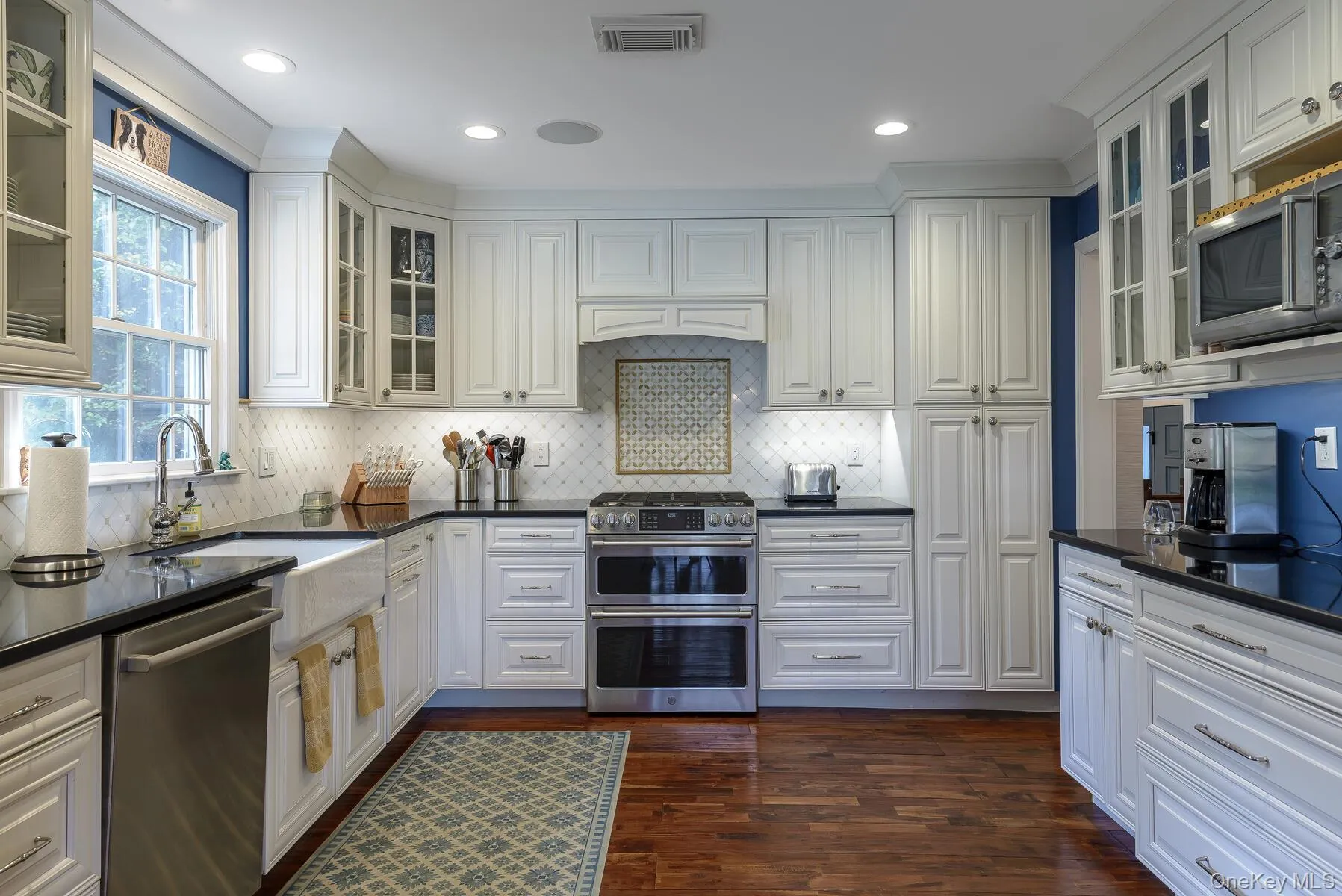 4 September Lane, Glen Cove, NY, 4 Bedrooms Bedrooms, 9 Rooms Rooms,3 BathroomsBathrooms,Residential,For Rent,September,0,1011253 4 September Lane, Glen Cove, NY, 4 Bedrooms Bedrooms, 9 Rooms Rooms,3 BathroomsBathrooms,Residential,For Rent,September,0,1011253