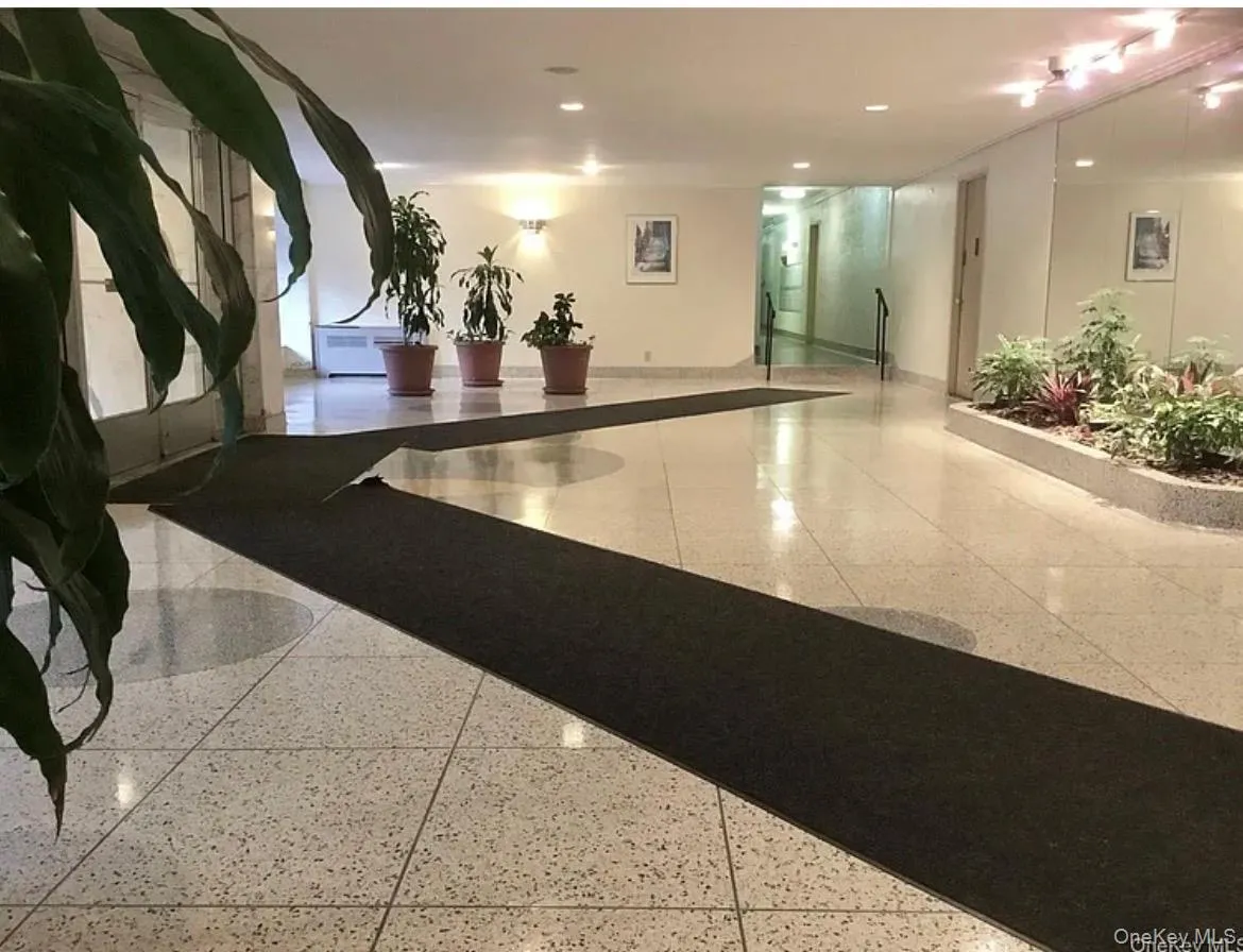 1 Sadore Lane, Yonkers, NY, 1 Bedroom Bedrooms, 3 Rooms Rooms,1 BathroomBathrooms,Residential Lease,For Rent,Sadore,0,1011258 1 Sadore Lane, Yonkers, NY, 1 Bedroom Bedrooms, 3 Rooms Rooms,1 BathroomBathrooms,Residential Lease,For Rent,Sadore,0,1011258