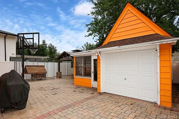 Garage Garage