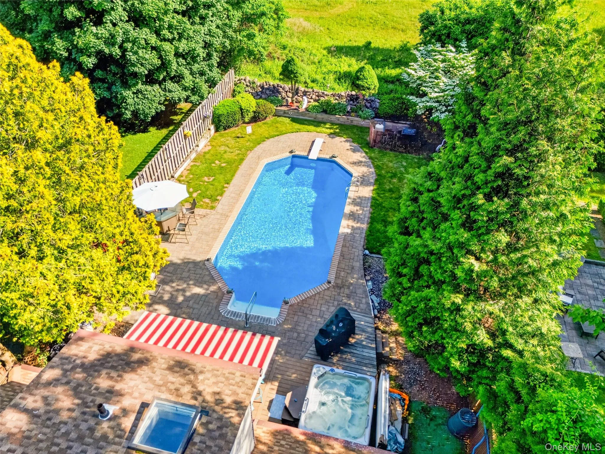 9 Hall Avenue, Clarkstown, NY, 4 Bedrooms Bedrooms, 6 Rooms Rooms,2 BathroomsBathrooms,Residential,For Rent,Hall,0,KEY1011260 9 Hall Avenue, Clarkstown, NY, 4 Bedrooms Bedrooms, 6 Rooms Rooms,2 BathroomsBathrooms,Residential,For Rent,Hall,0,KEY1011260