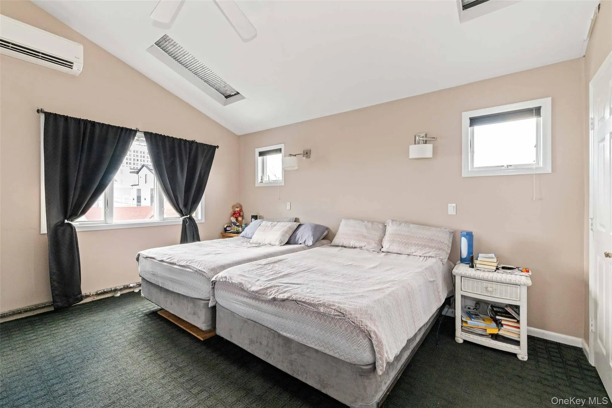 125 Beach 3rd Street, New York, NY, 6 Bedrooms Bedrooms, 9 Rooms Rooms,4 BathroomsBathrooms,Residential,For Rent,Beach 3rd,0,1011261 125 Beach 3rd Street, New York, NY, 6 Bedrooms Bedrooms, 9 Rooms Rooms,4 BathroomsBathrooms,Residential,For Rent,Beach 3rd,0,1011261