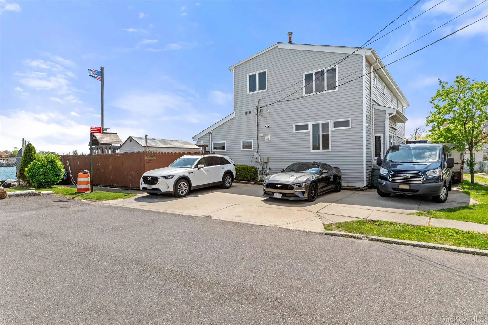 125 Beach 3rd Street, New York, NY, 6 Bedrooms Bedrooms, 9 Rooms Rooms,4 BathroomsBathrooms,Residential,For Rent,Beach 3rd,0,1011261 125 Beach 3rd Street, New York, NY, 6 Bedrooms Bedrooms, 9 Rooms Rooms,4 BathroomsBathrooms,Residential,For Rent,Beach 3rd,0,1011261