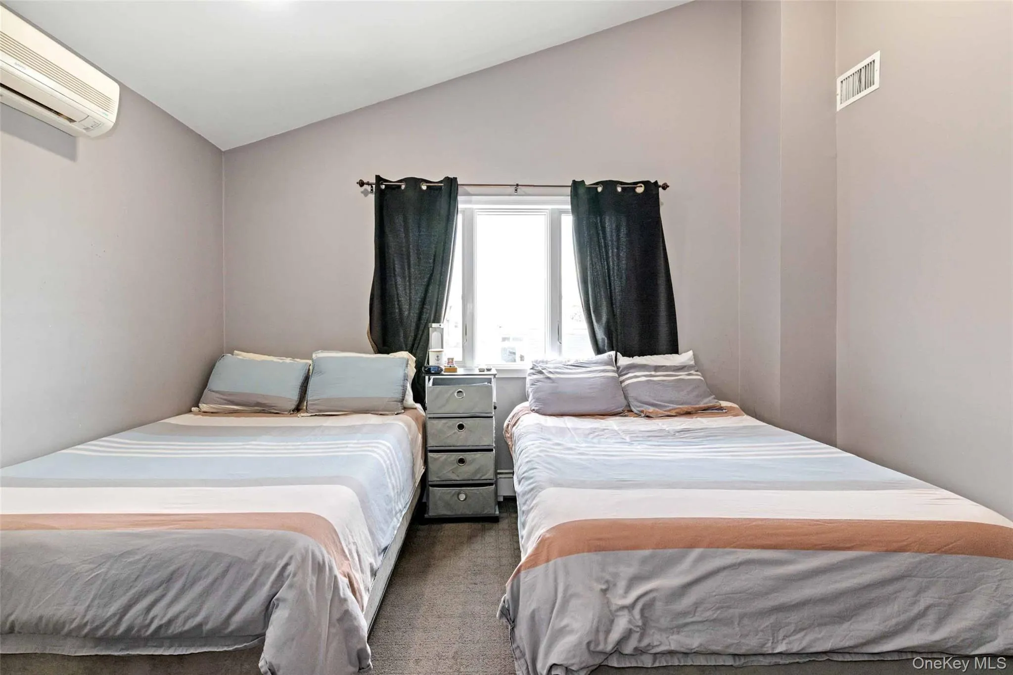 125 Beach 3rd Street, New York, NY, 6 Bedrooms Bedrooms, 9 Rooms Rooms,4 BathroomsBathrooms,Residential,For Rent,Beach 3rd,0,1011261 125 Beach 3rd Street, New York, NY, 6 Bedrooms Bedrooms, 9 Rooms Rooms,4 BathroomsBathrooms,Residential,For Rent,Beach 3rd,0,1011261