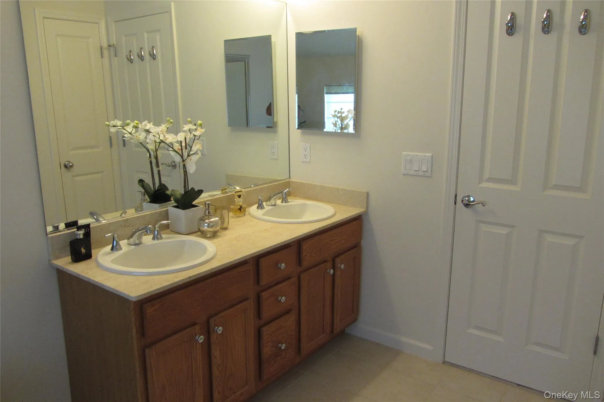48 High Ridge Lane, Middletown, NY, 3 Bedrooms Bedrooms, 9 Rooms Rooms,3 BathroomsBathrooms,Residential,For Rent,High Ridge,0,1011264 48 High Ridge Lane, Middletown, NY, 3 Bedrooms Bedrooms, 9 Rooms Rooms,3 BathroomsBathrooms,Residential,For Rent,High Ridge,0,1011264
