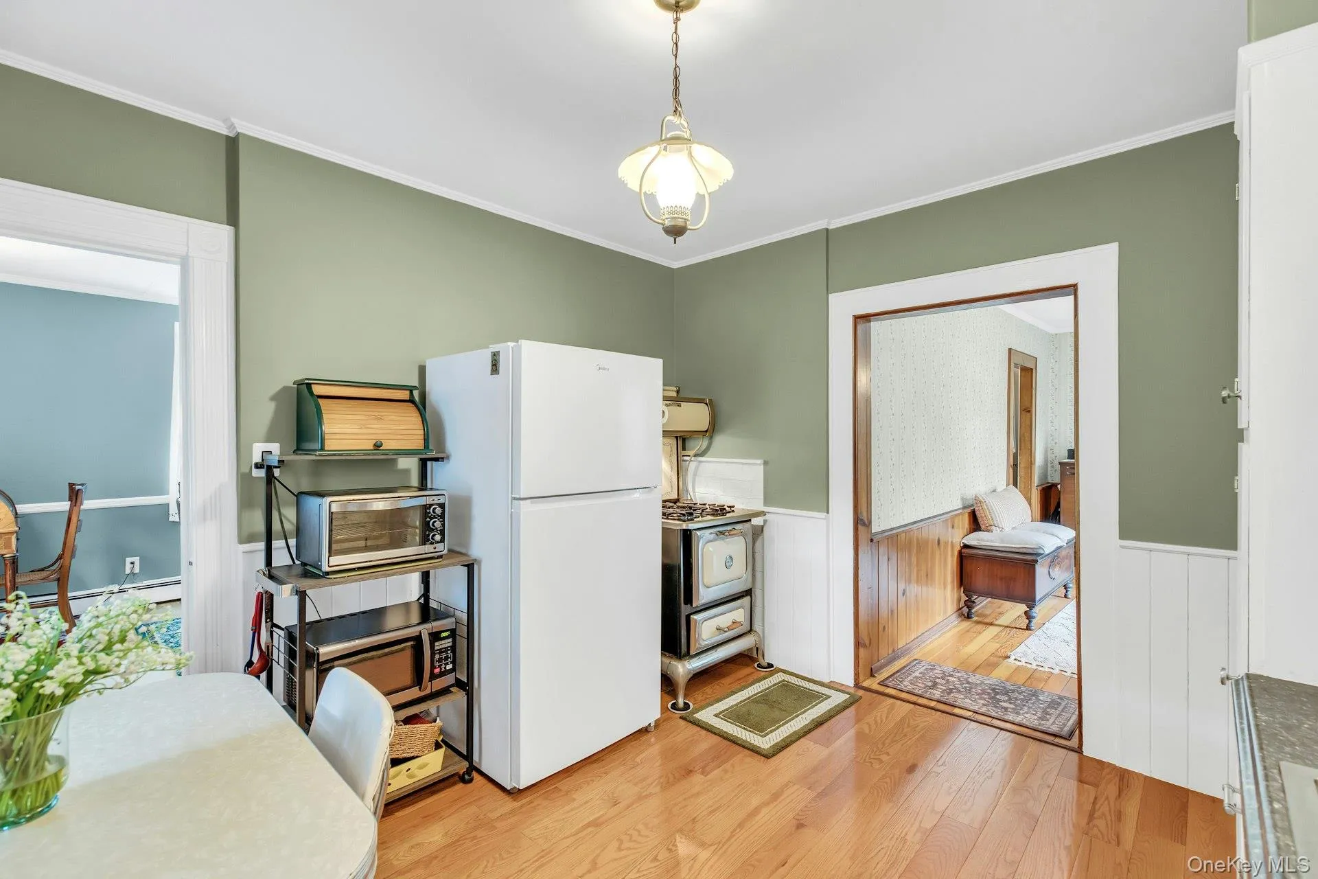 436 Bedell Terrace, Hempstead, NY, 3 Bedrooms Bedrooms, 9 Rooms Rooms,2 BathroomsBathrooms,Residential,For Rent,Bedell,0,1011265 436 Bedell Terrace, Hempstead, NY, 3 Bedrooms Bedrooms, 9 Rooms Rooms,2 BathroomsBathrooms,Residential,For Rent,Bedell,0,1011265